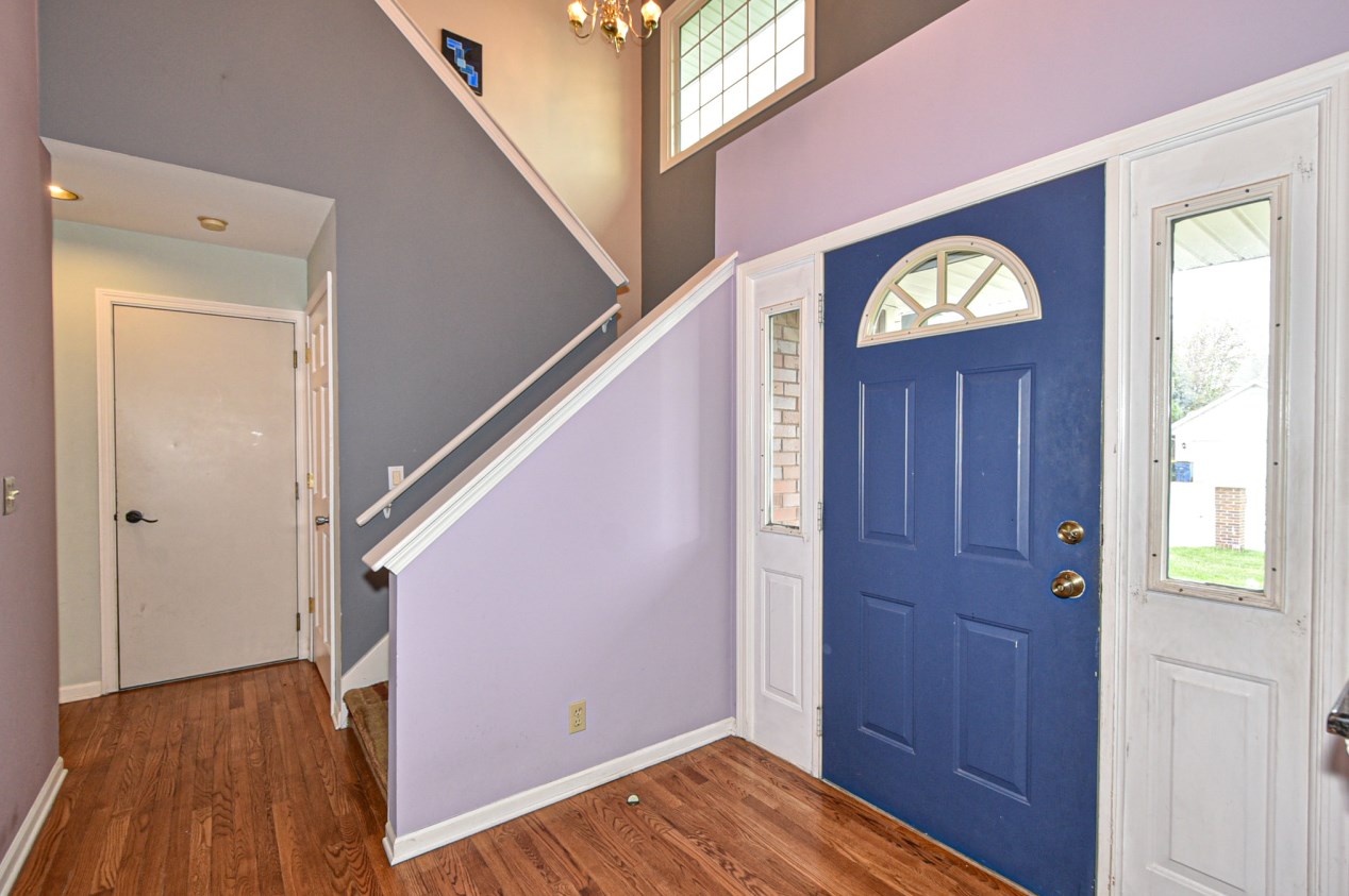 631 Andrew Ct, Oak Creek, WI 53154-6489