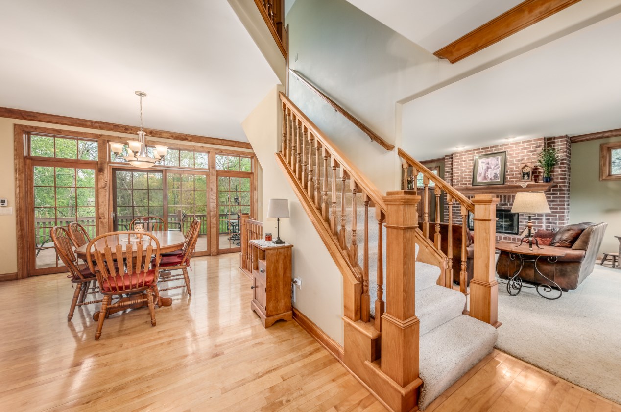 2870 Smith Ct, Brookfield, WI 53005