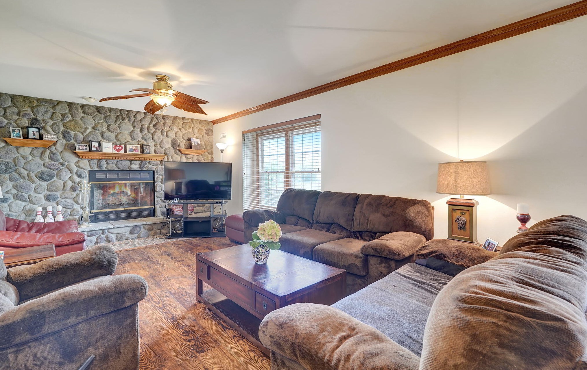 5756 Leawood Ln, Racine, WI 53402-5533