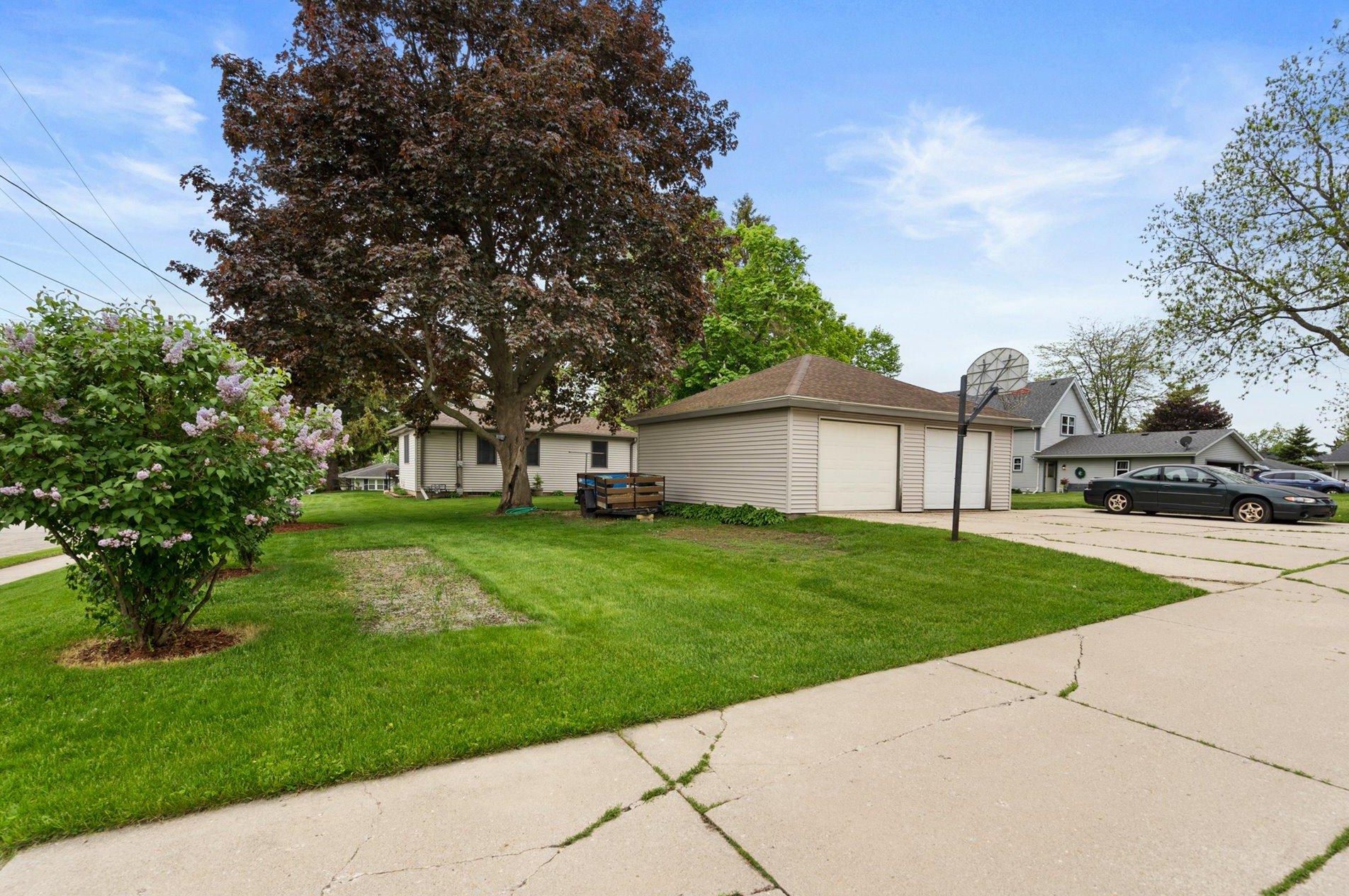 407 Sixth St, Hartford, WI 53027-1309