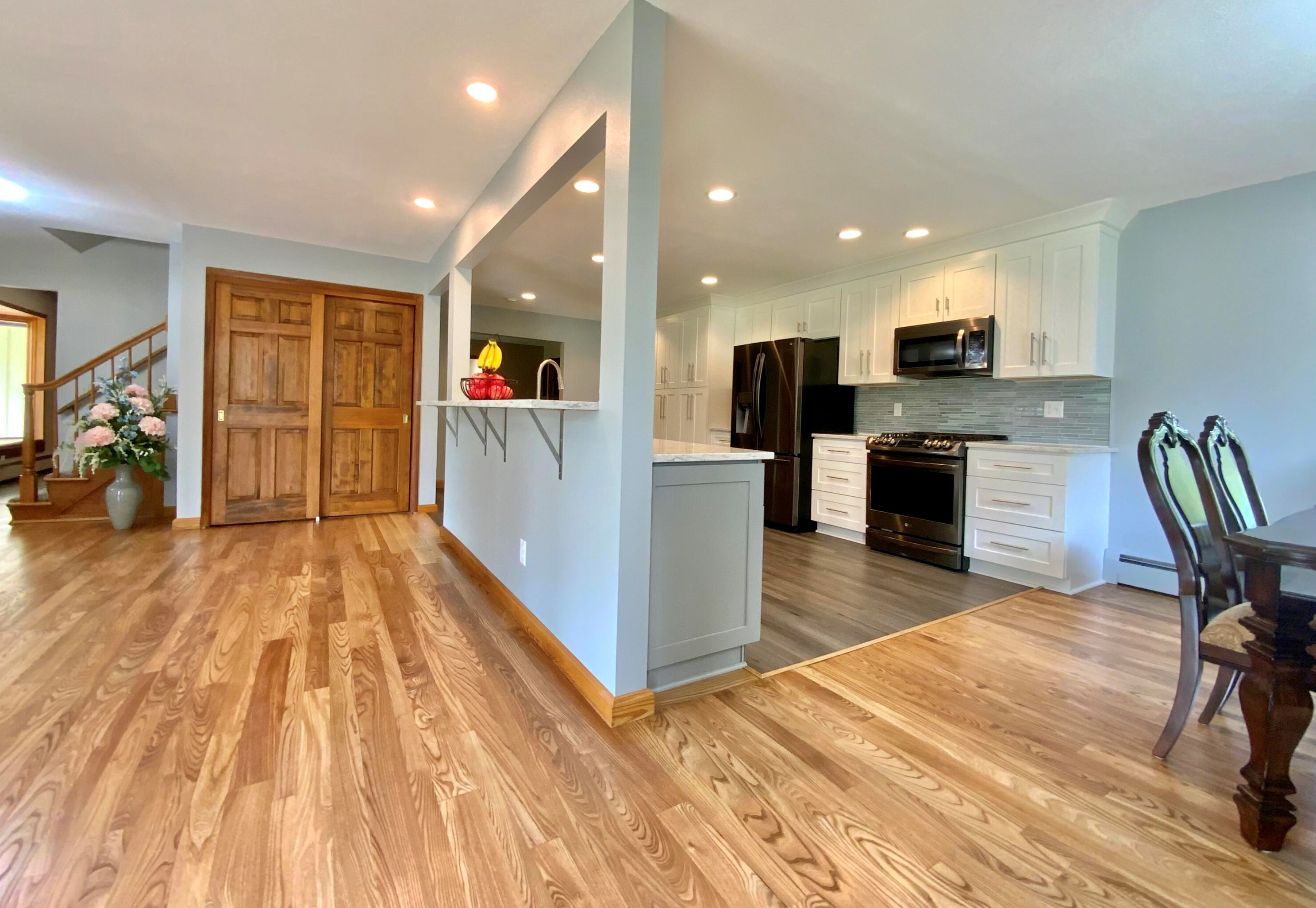 17720 Redvere Dr, Brookfield WI  53045-1322 exterior