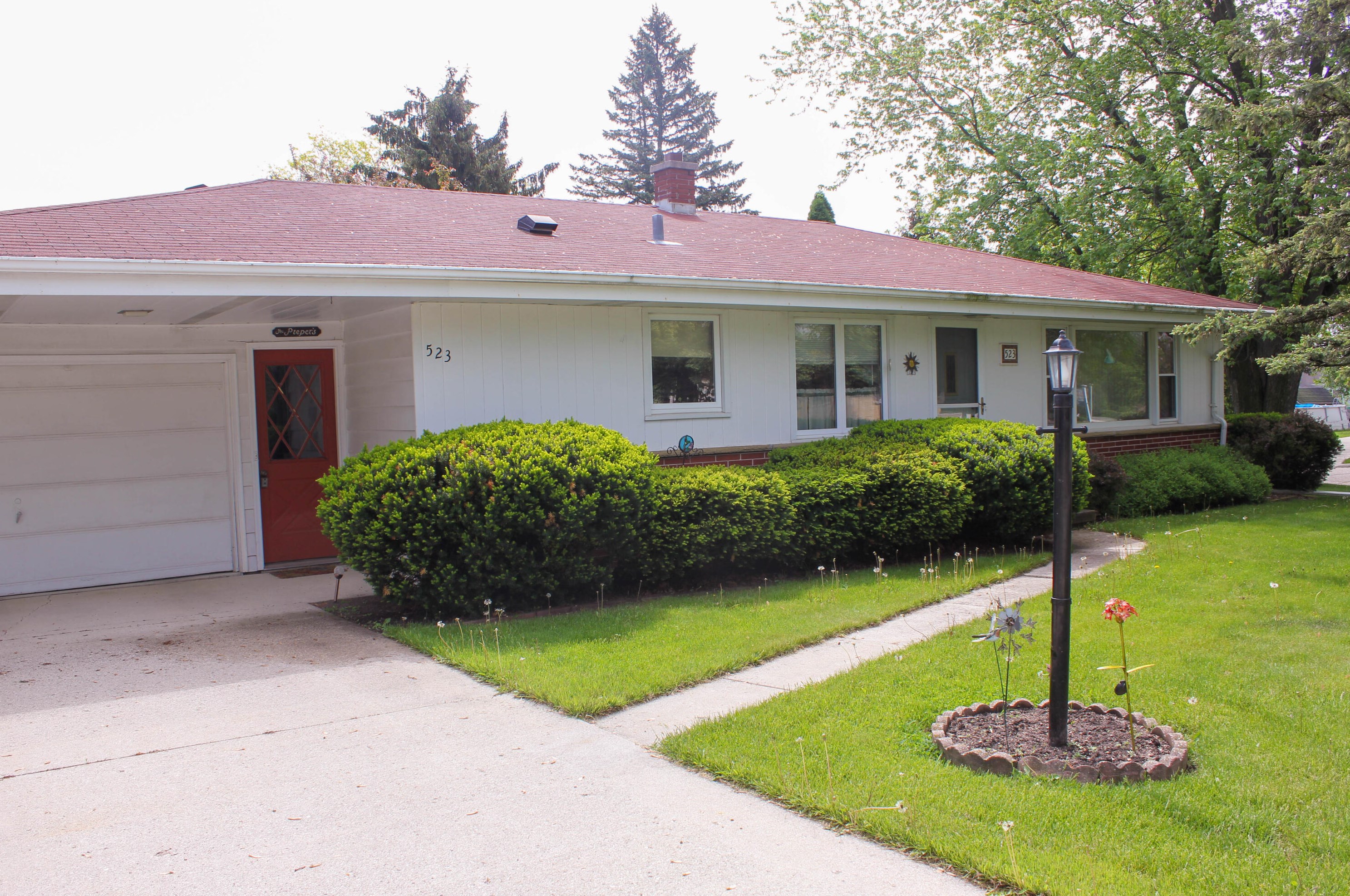 523 S Milwaukee St, Plymouth, WI 53073