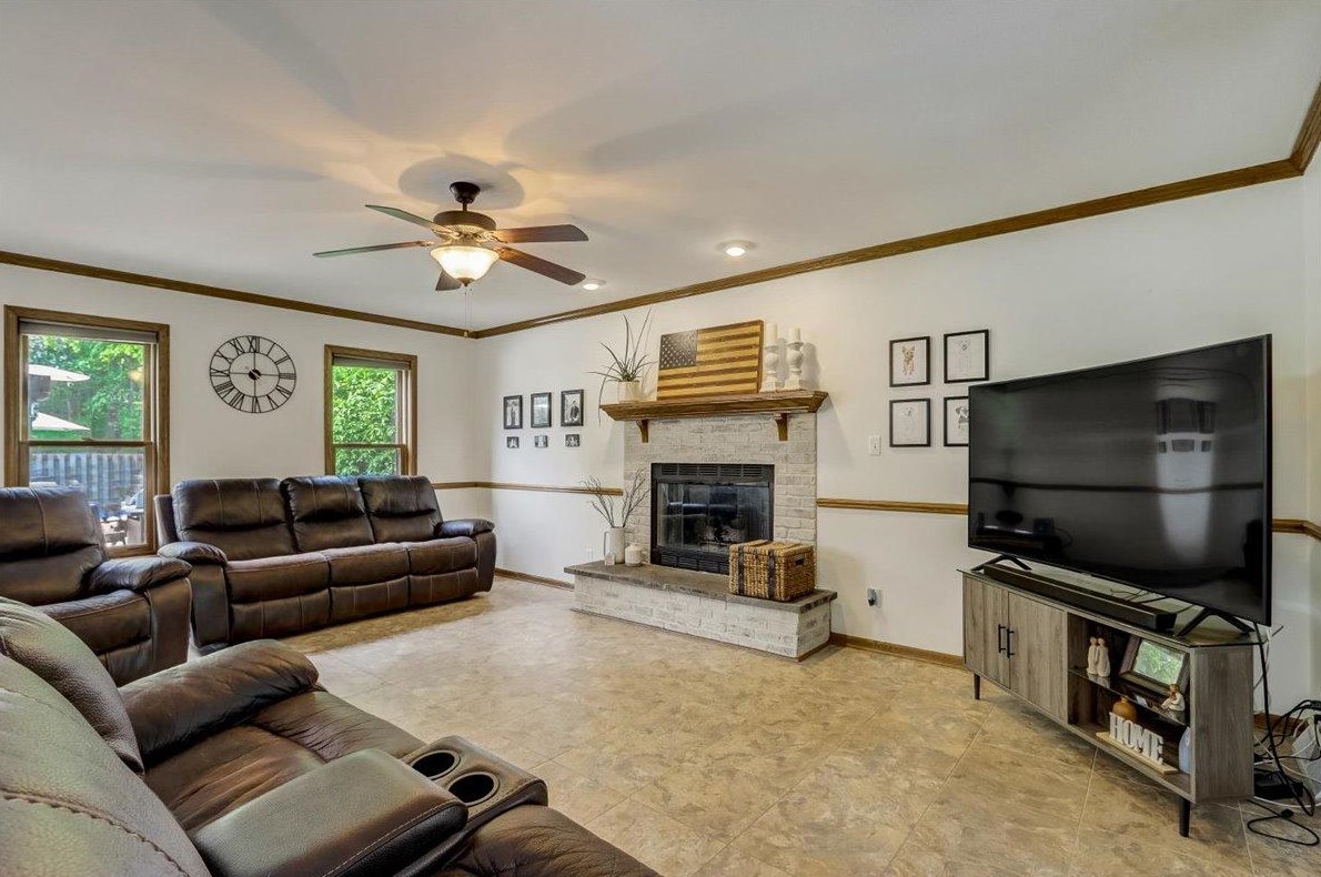 400 W Trillium Terrace, Oak Creek, WI 53154