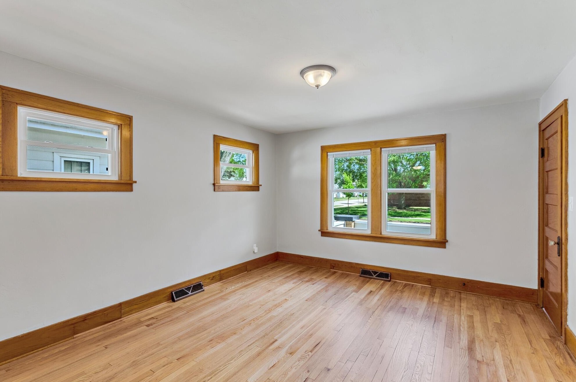 904 Romayne Ave, Racine WI  53402-4365 exterior