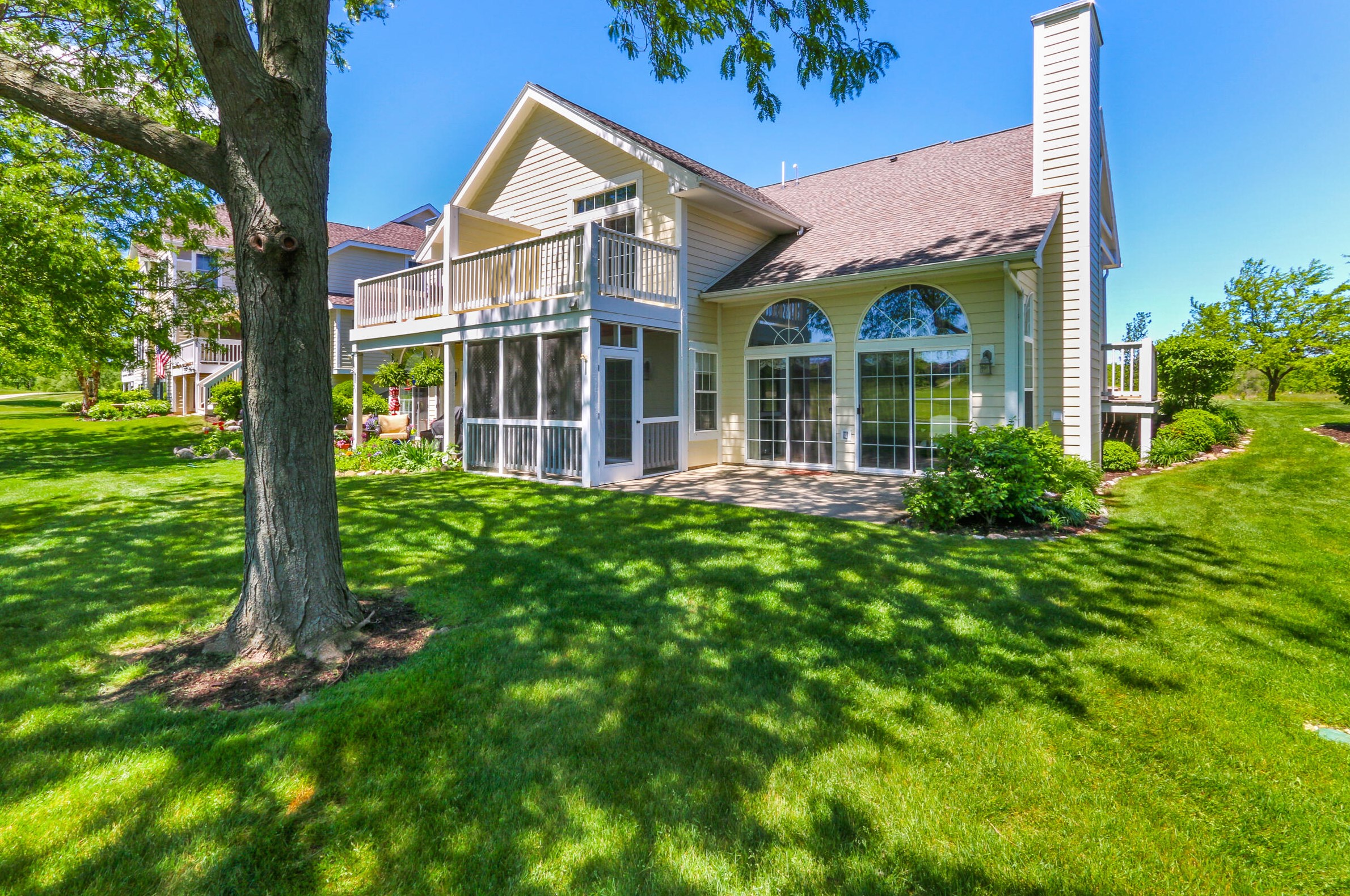 877 Eagleton Dr #46-17, Lake Geneva, WI 53147