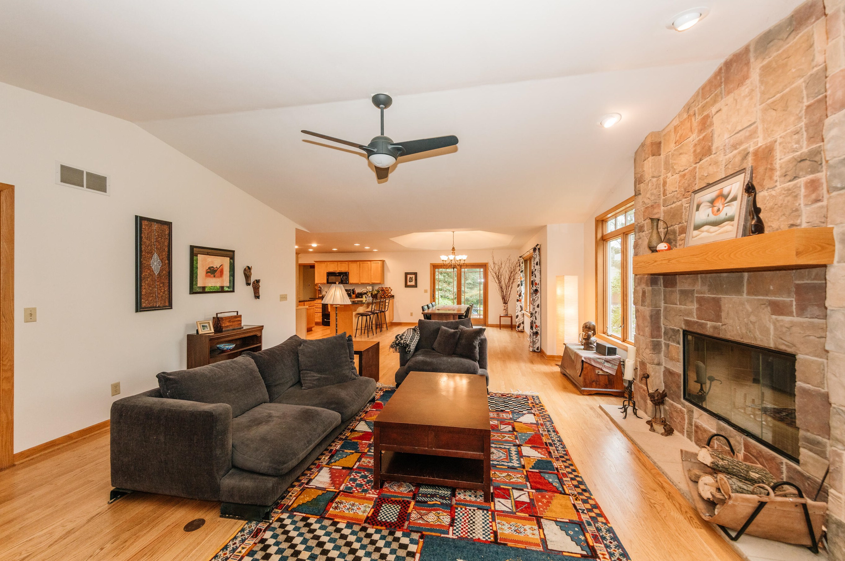 11315 N Lilac Ln, Thiensville, WI 53092