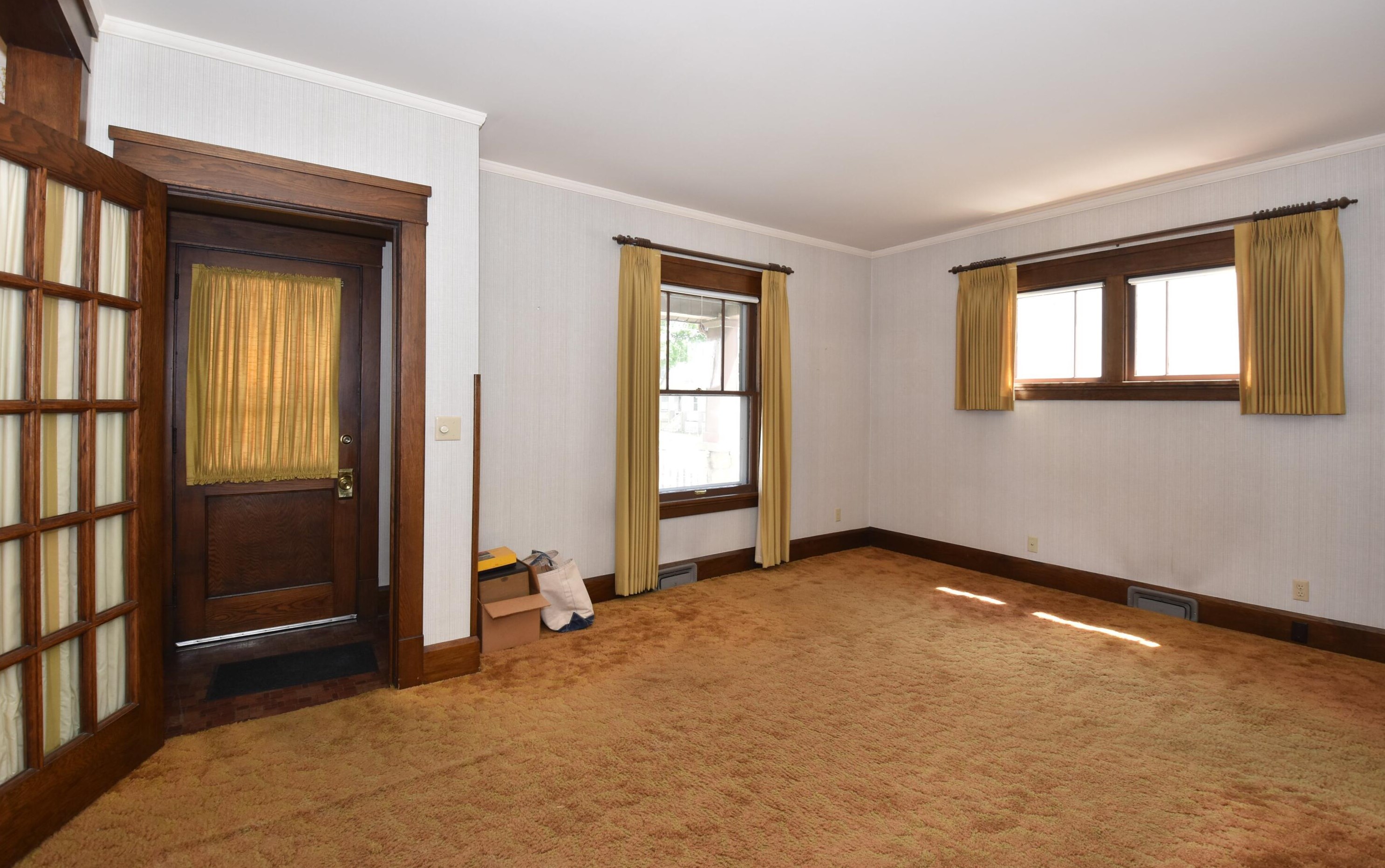 726 Belmont Ave, Racine, WI 53405-2504