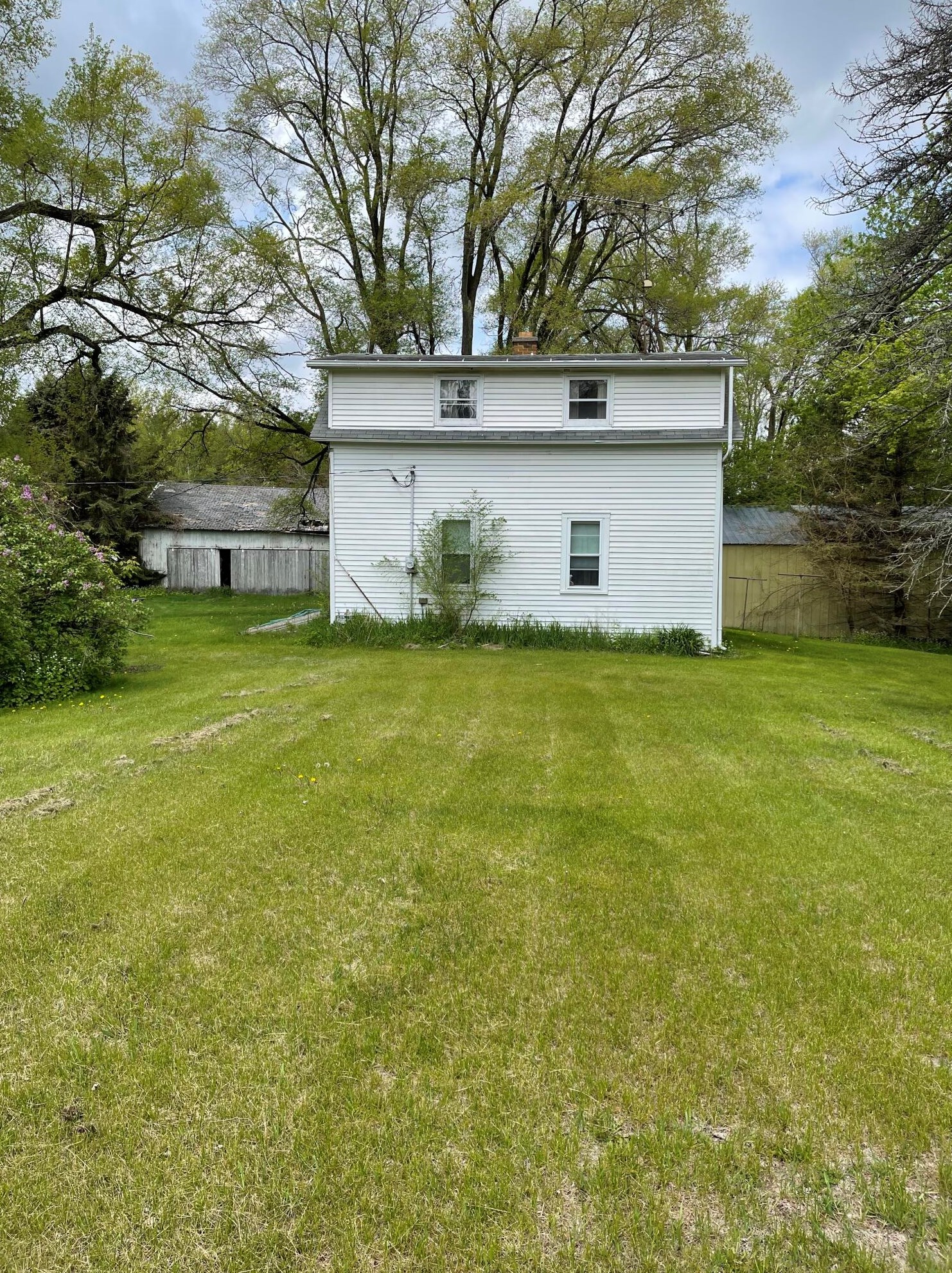 7805 Orchard Valley Rd, West Bend, WI 53090