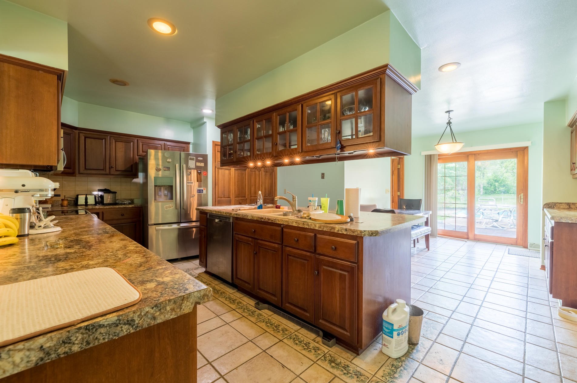 6925 Lovers Lane Rd, Hales Corners, WI 53132-1439
