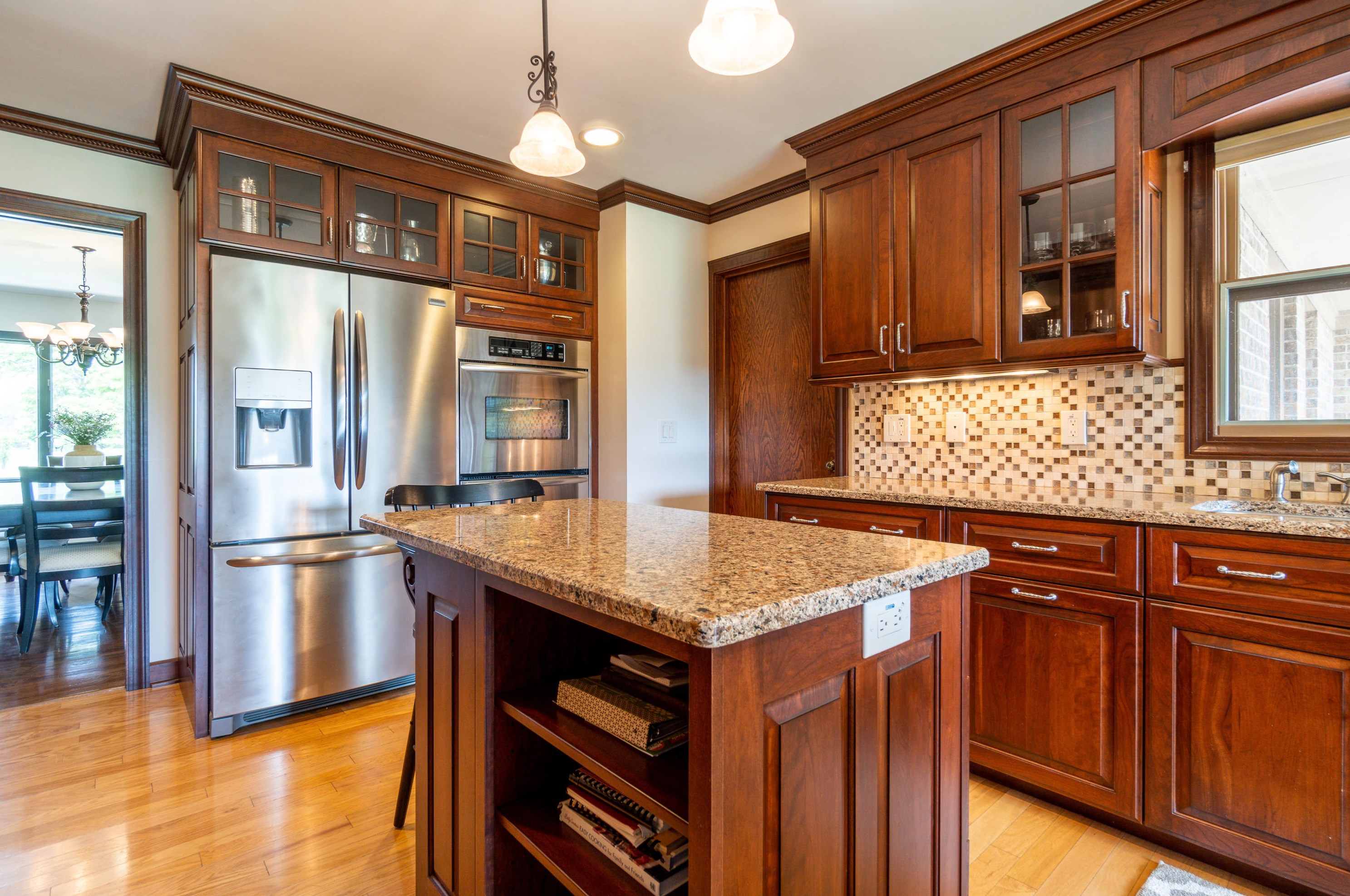 3 Shorewood Ct, Racine WI  53402-2619 exterior