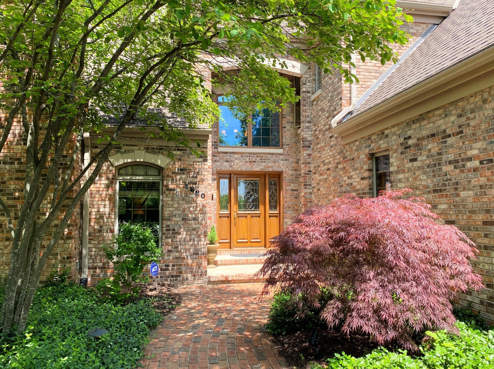 4820 Nature Trl, Racine, WI 53403-4401
