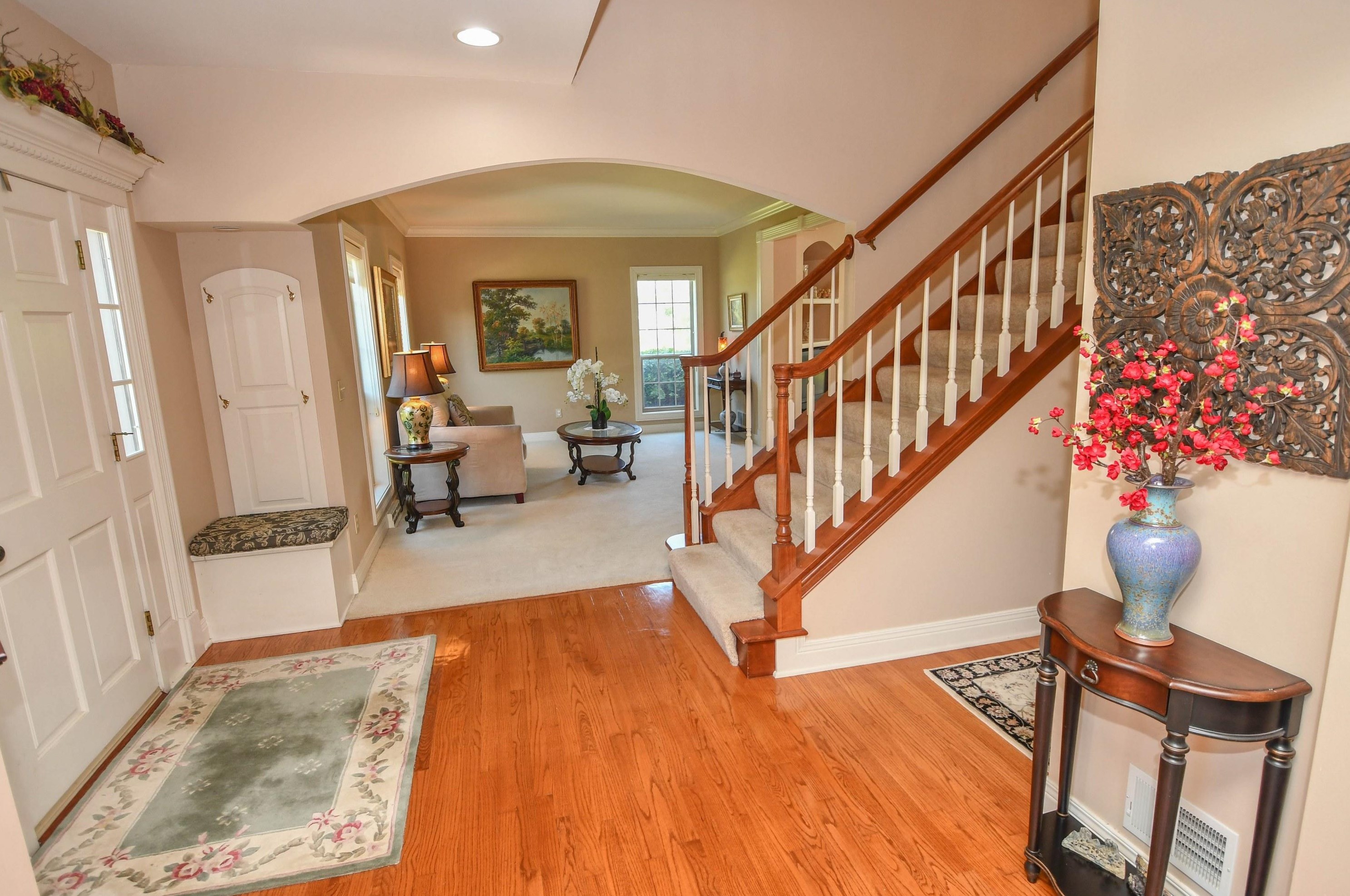 5341 W Bayberry Parkway, Thiensville, WI 53092
