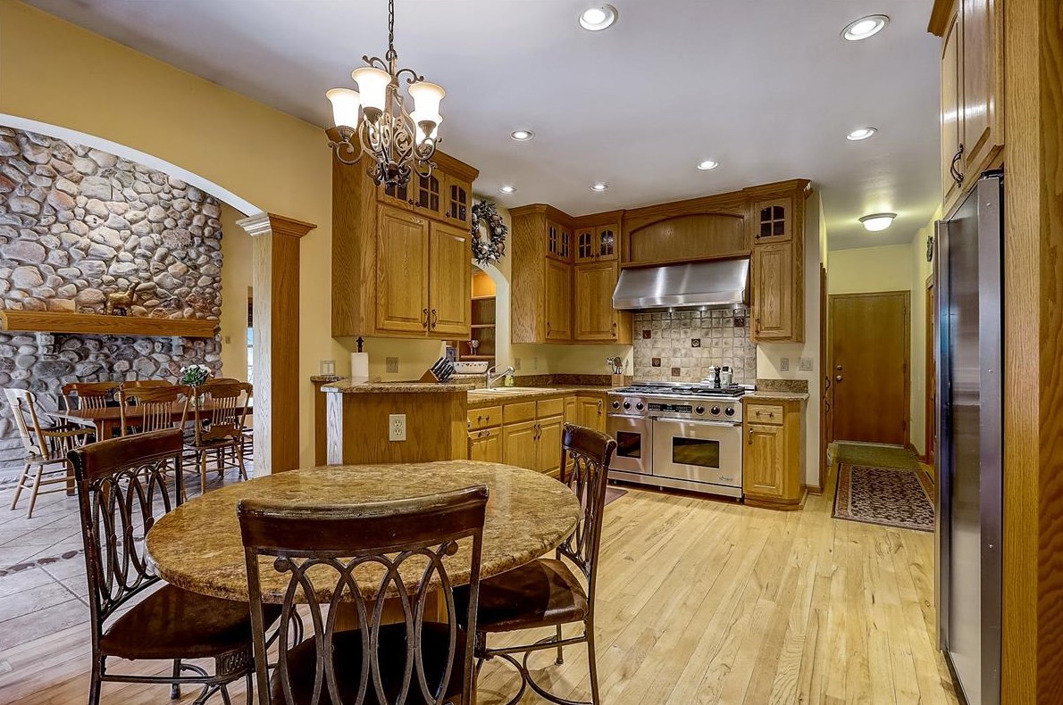 1025 S Springdale Rd, Waukesha, WI 53186