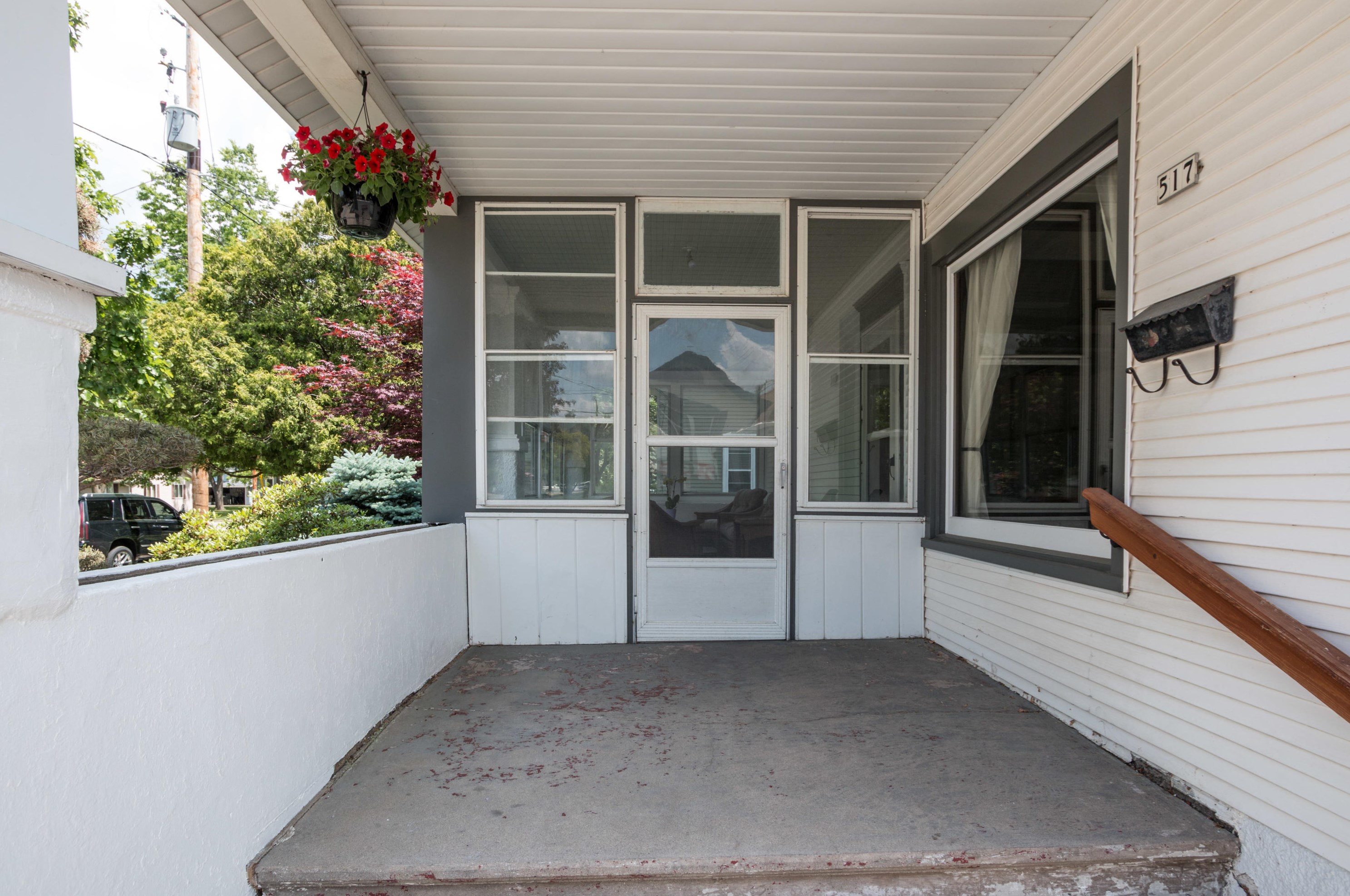 517 Madison St, Lyons, WI 53105-1524