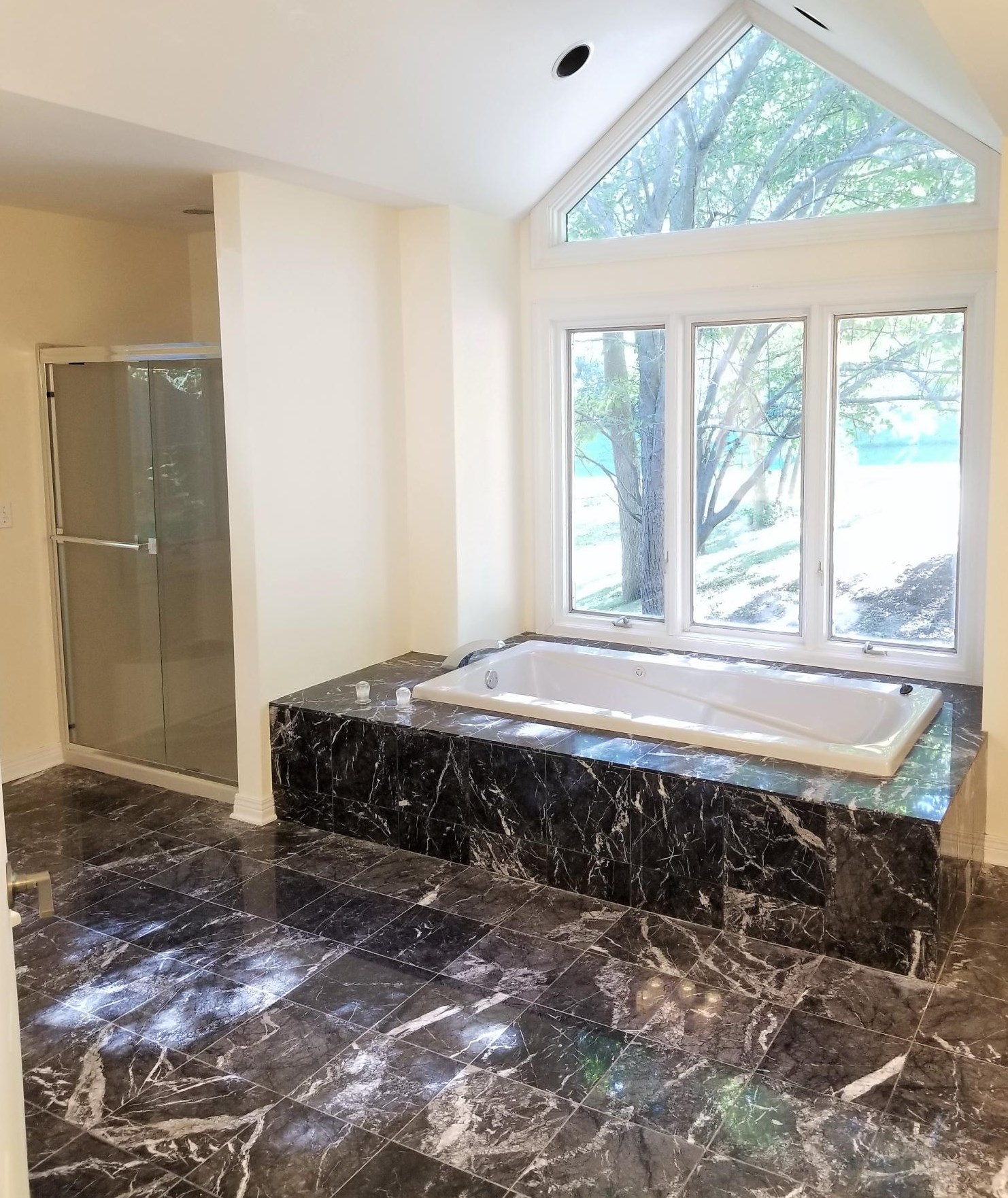 1237 Geneva National Ave, Lake Geneva WI  53147-4829 exterior