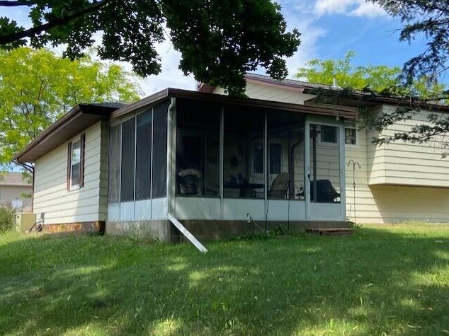 524 W Plymouth St #526, Jefferson, WI 53549