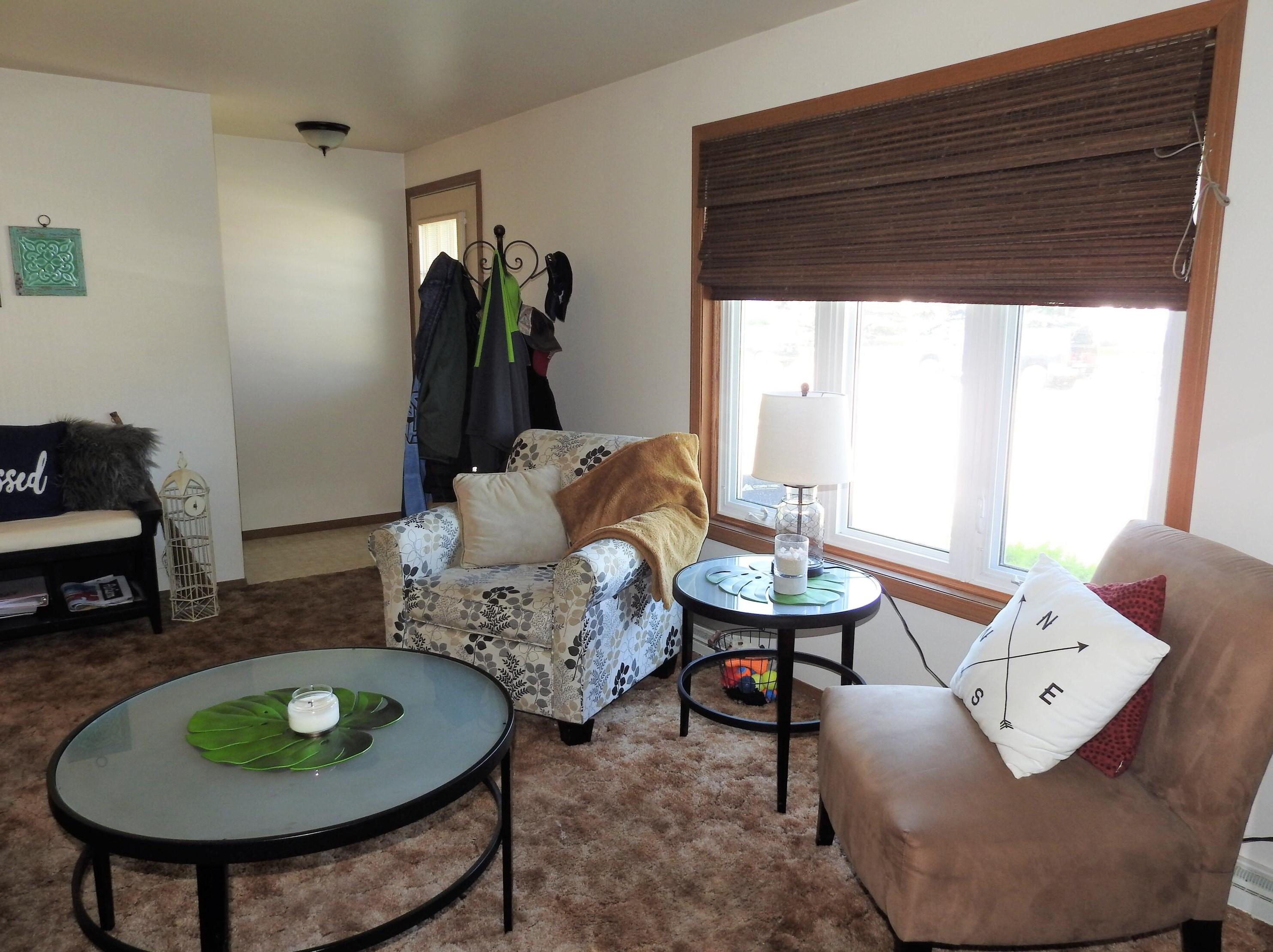 1933 Kellner St #1935, Manitowoc, WI 54220