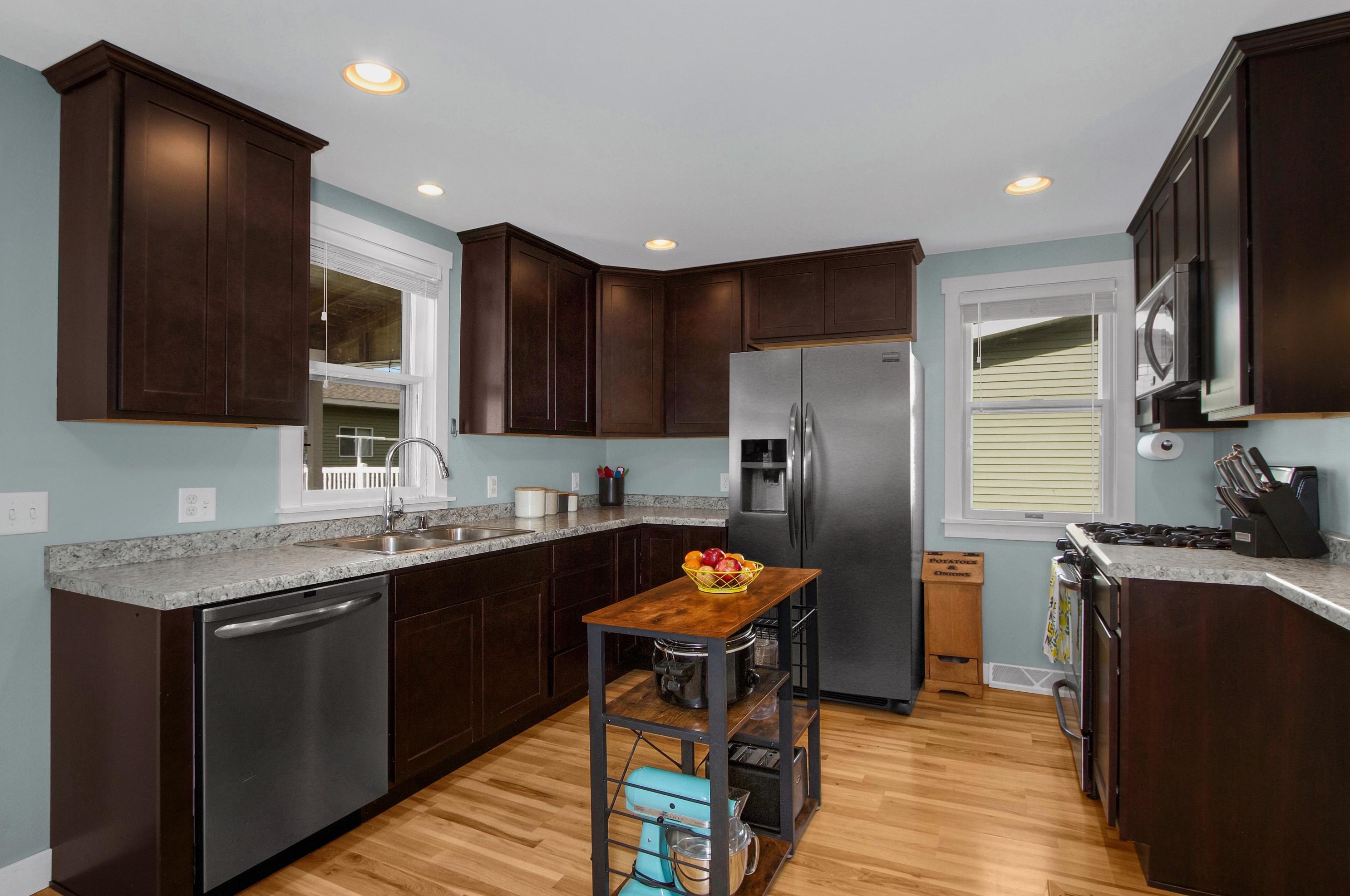 1474 Redfield St, La Crosse, WI 54601