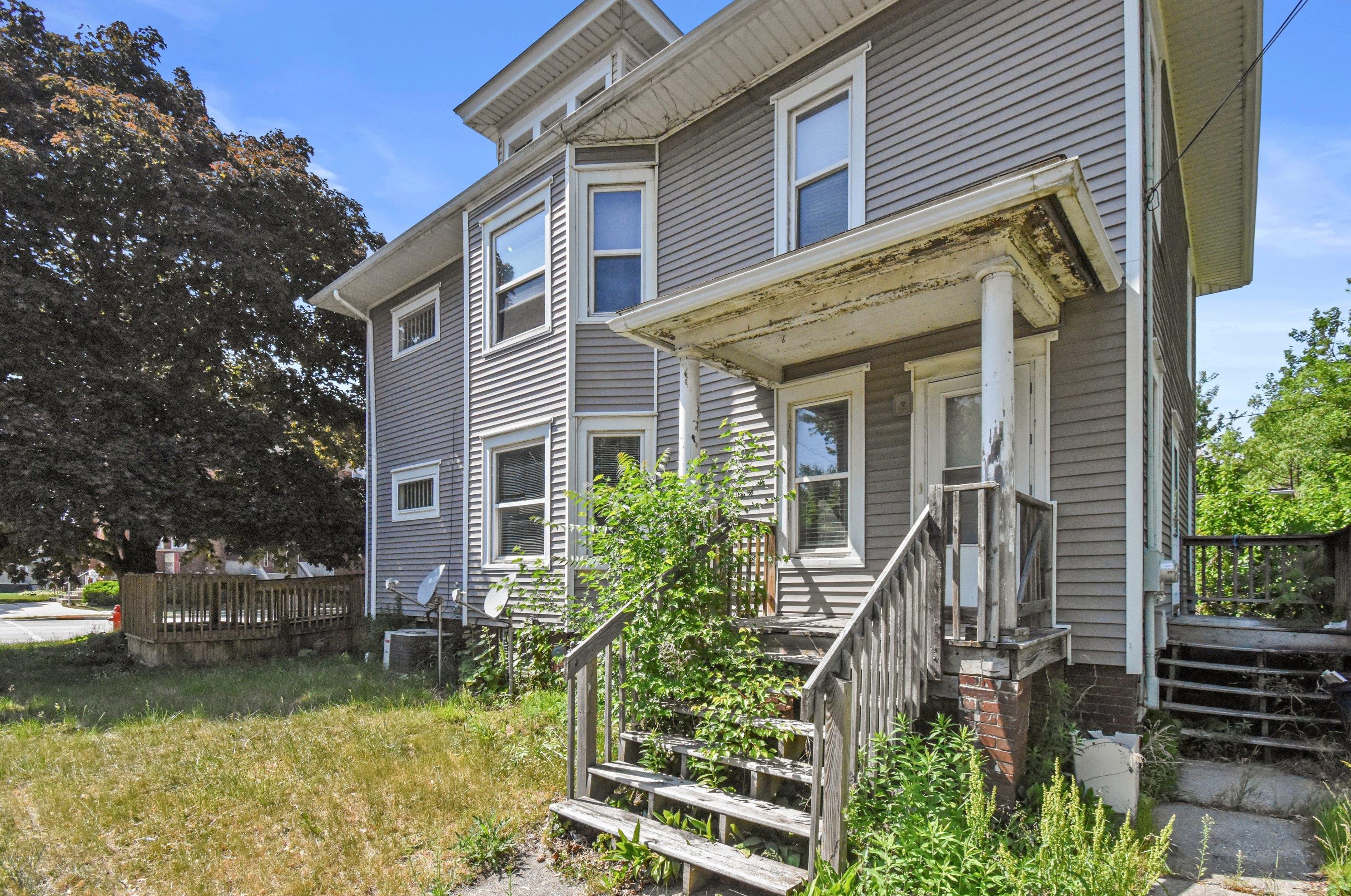 6441 22nd Ave, Kenosha, WI 53143