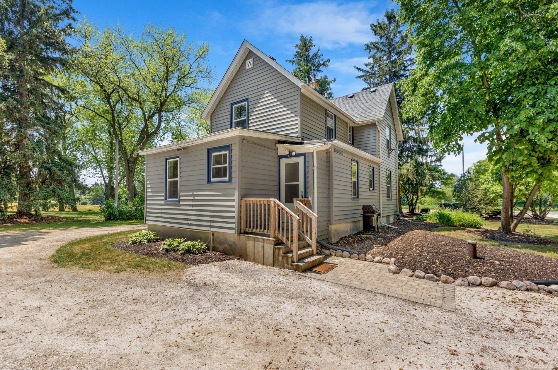 10612 N Cedarburg Rd #10614, Thiensville, WI 53092