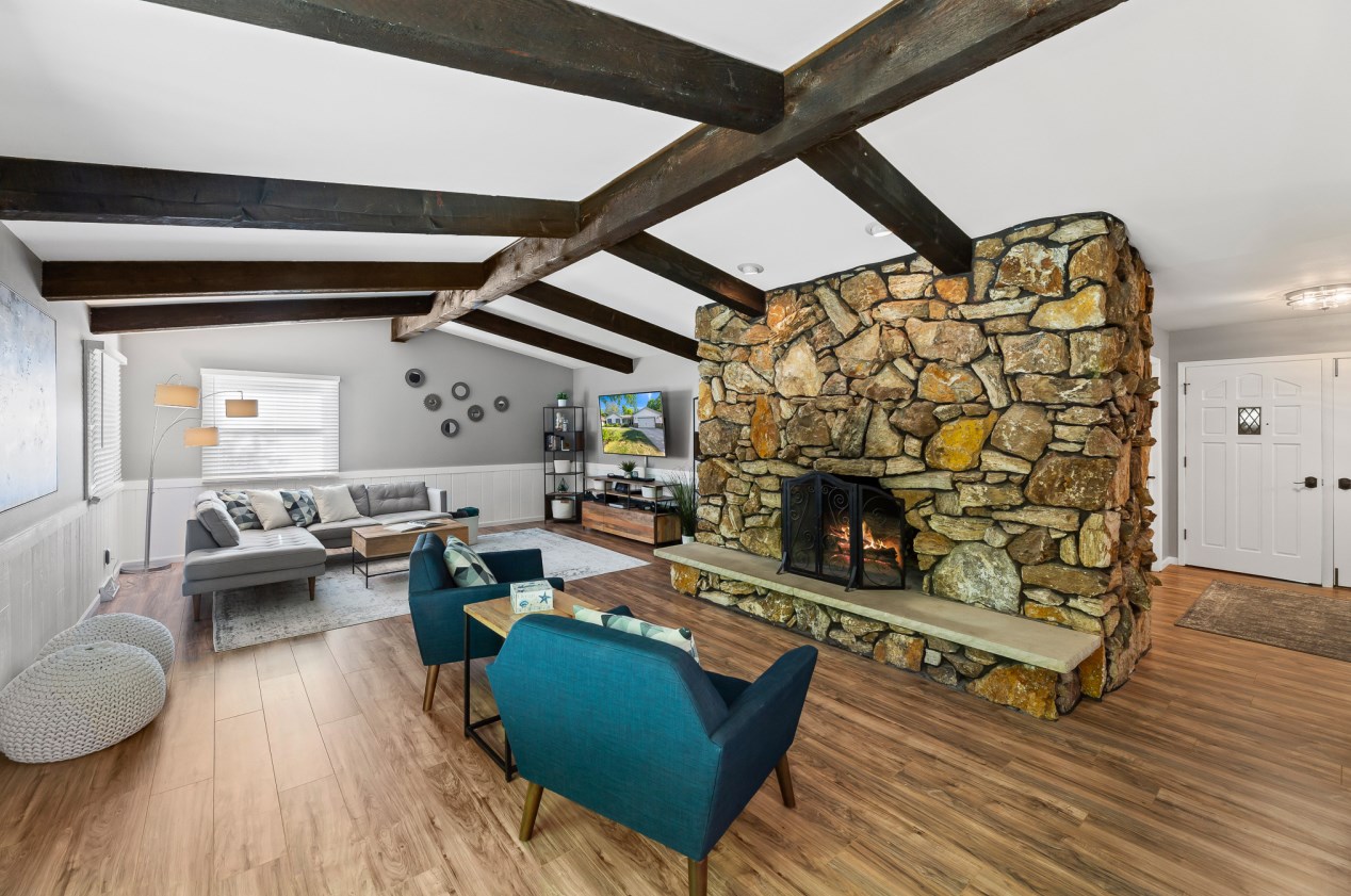 14935 W Maple Ridge Rd, Waukesha, WI 53151