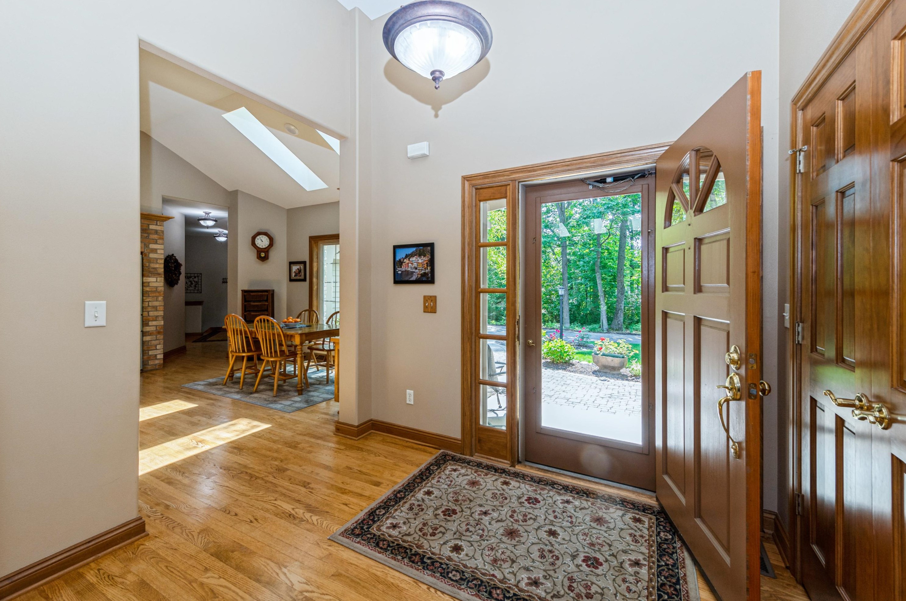 14310 Marina Dr, Sturtevant, WI 53177
