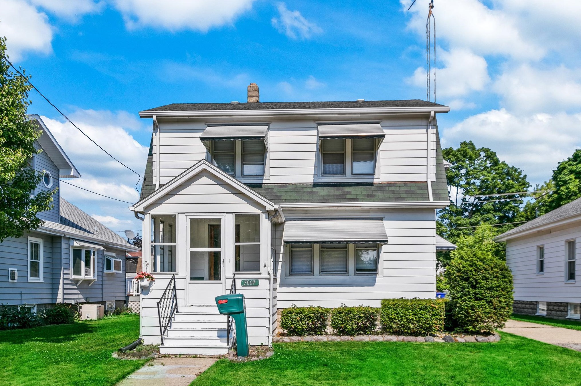 7007 27th Ave, Kenosha, WI 53143