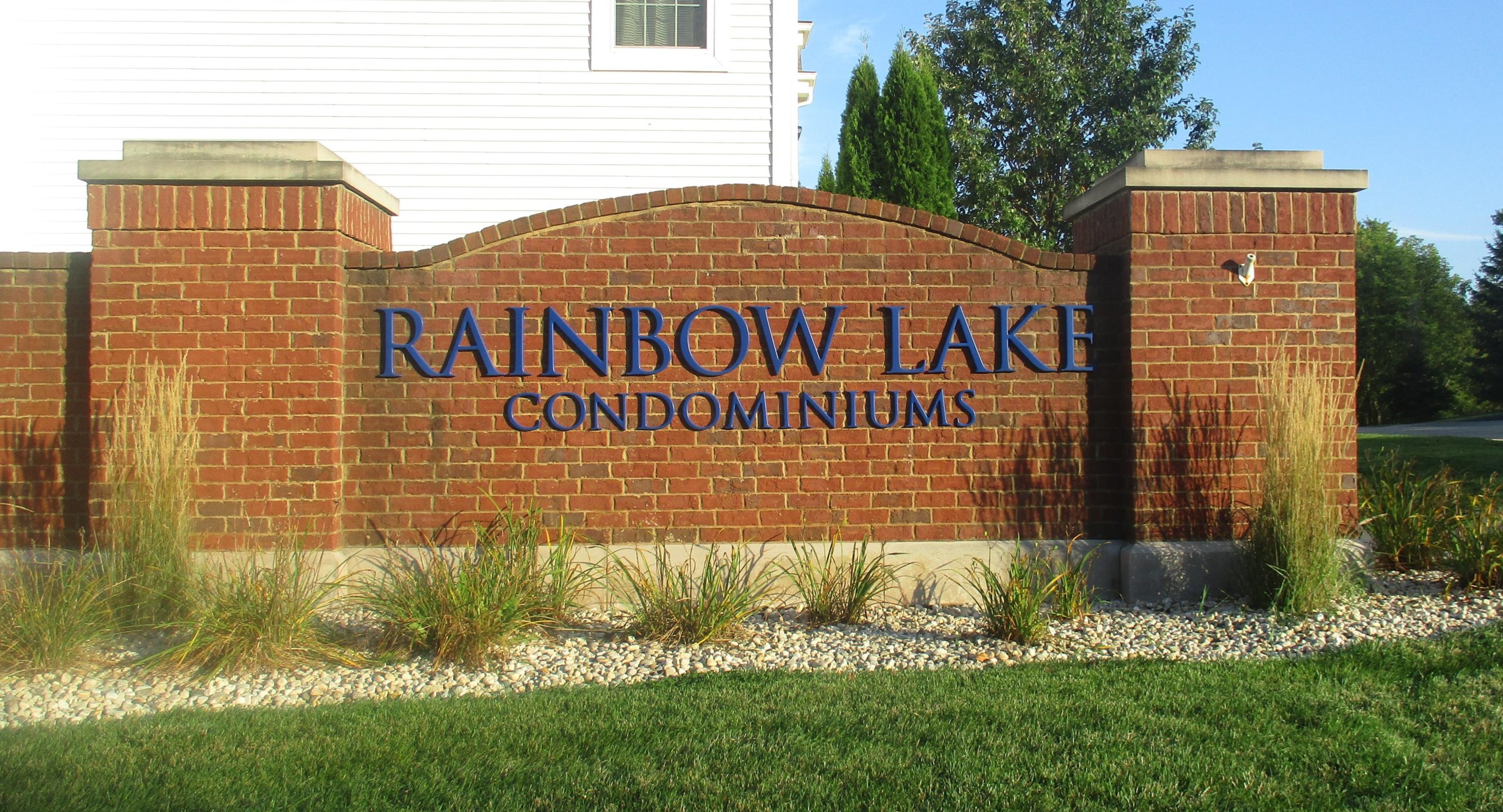 2030 Rainbow Lake Ln #323, West Bend, WI 53090