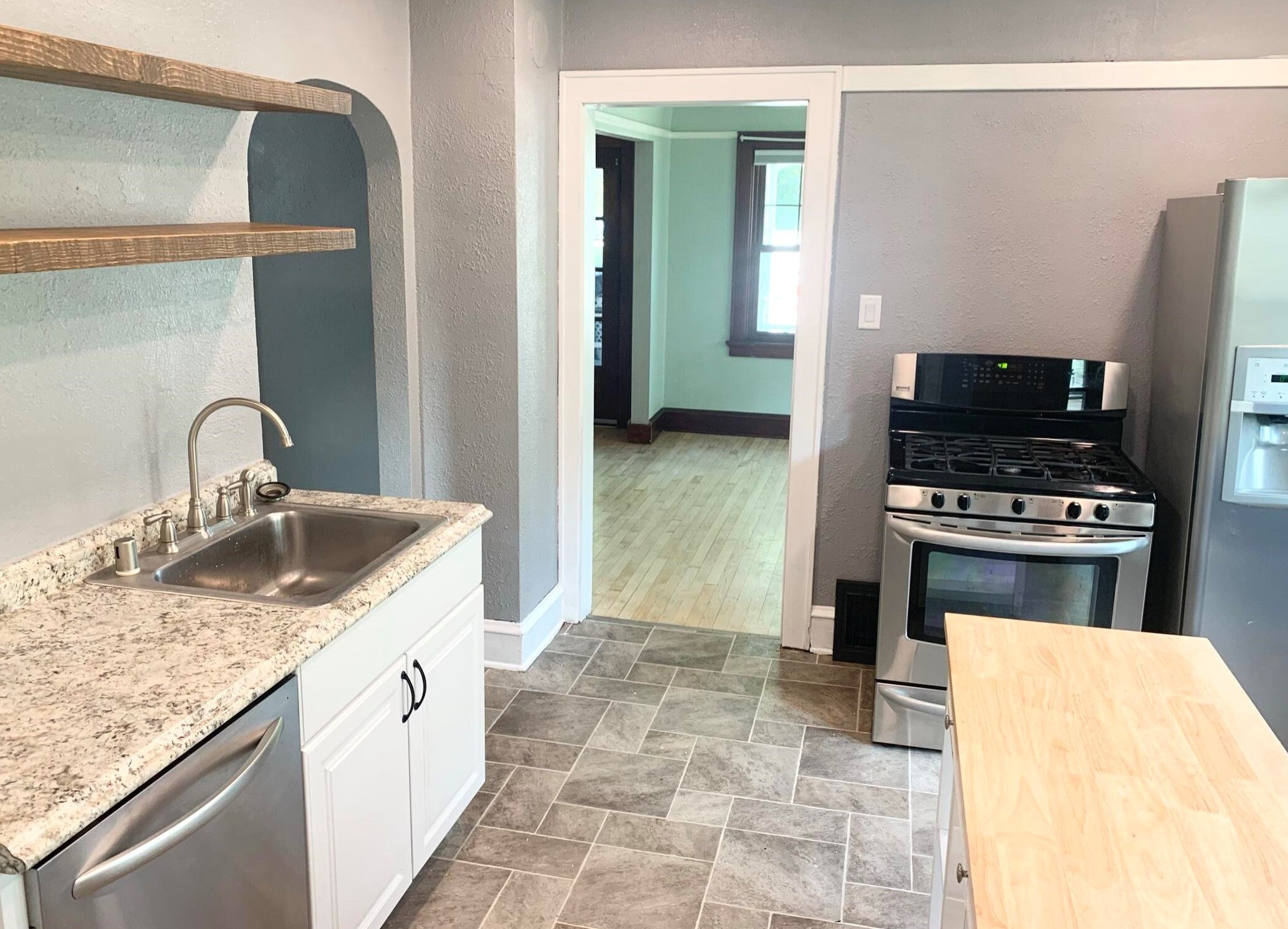 2413 S 68th St, Milwaukee, WI 53219