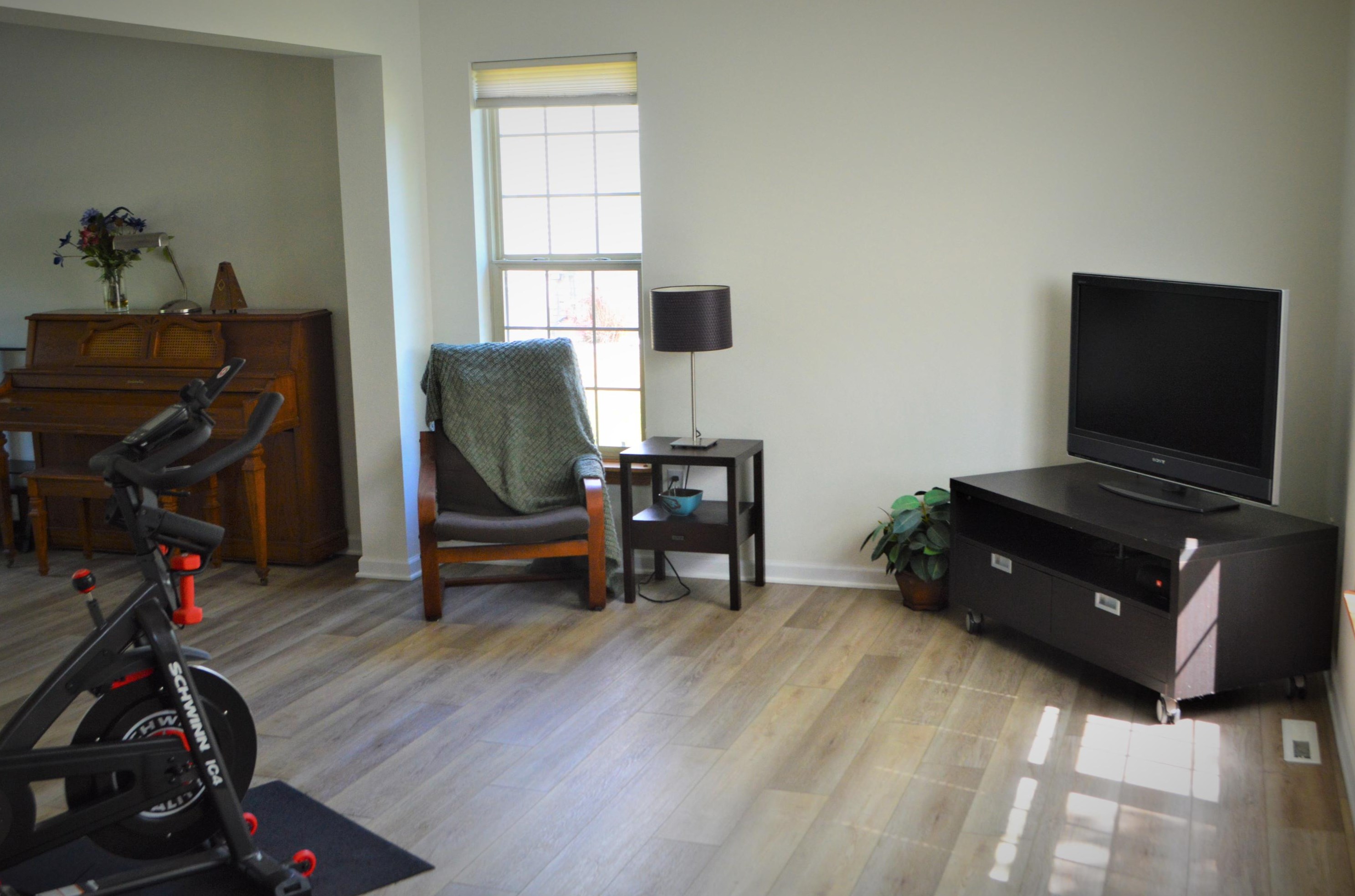 640 Hickory Hollow Rd, Waterford, WI 53185