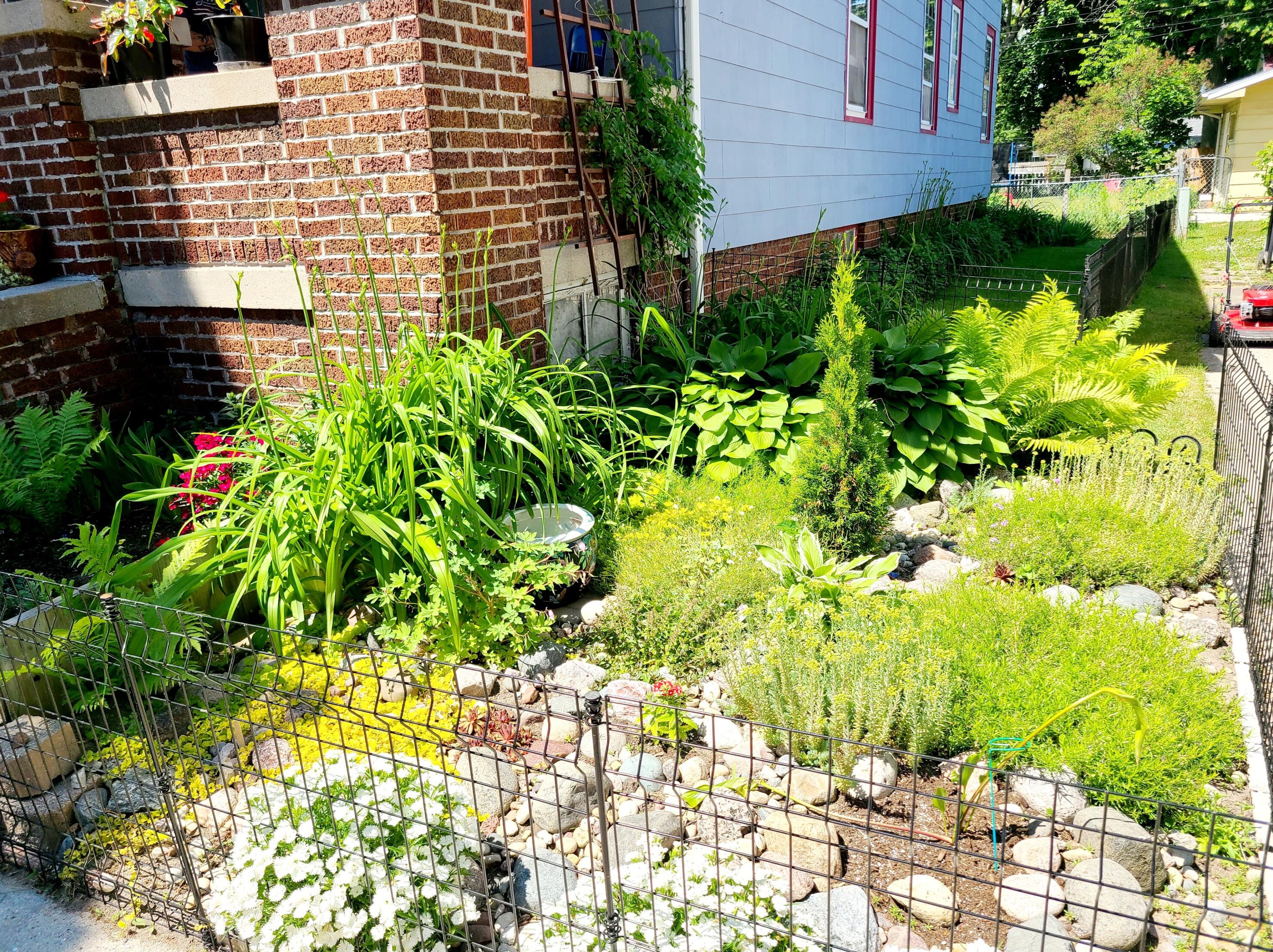 1224 S 9th St, Sheboygan, WI 53081