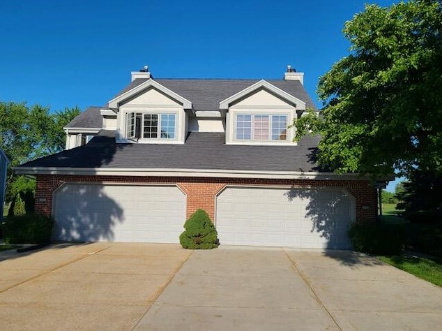 7428 Tuckaway Creek Dr, Hales Corners, WI 53132-2702