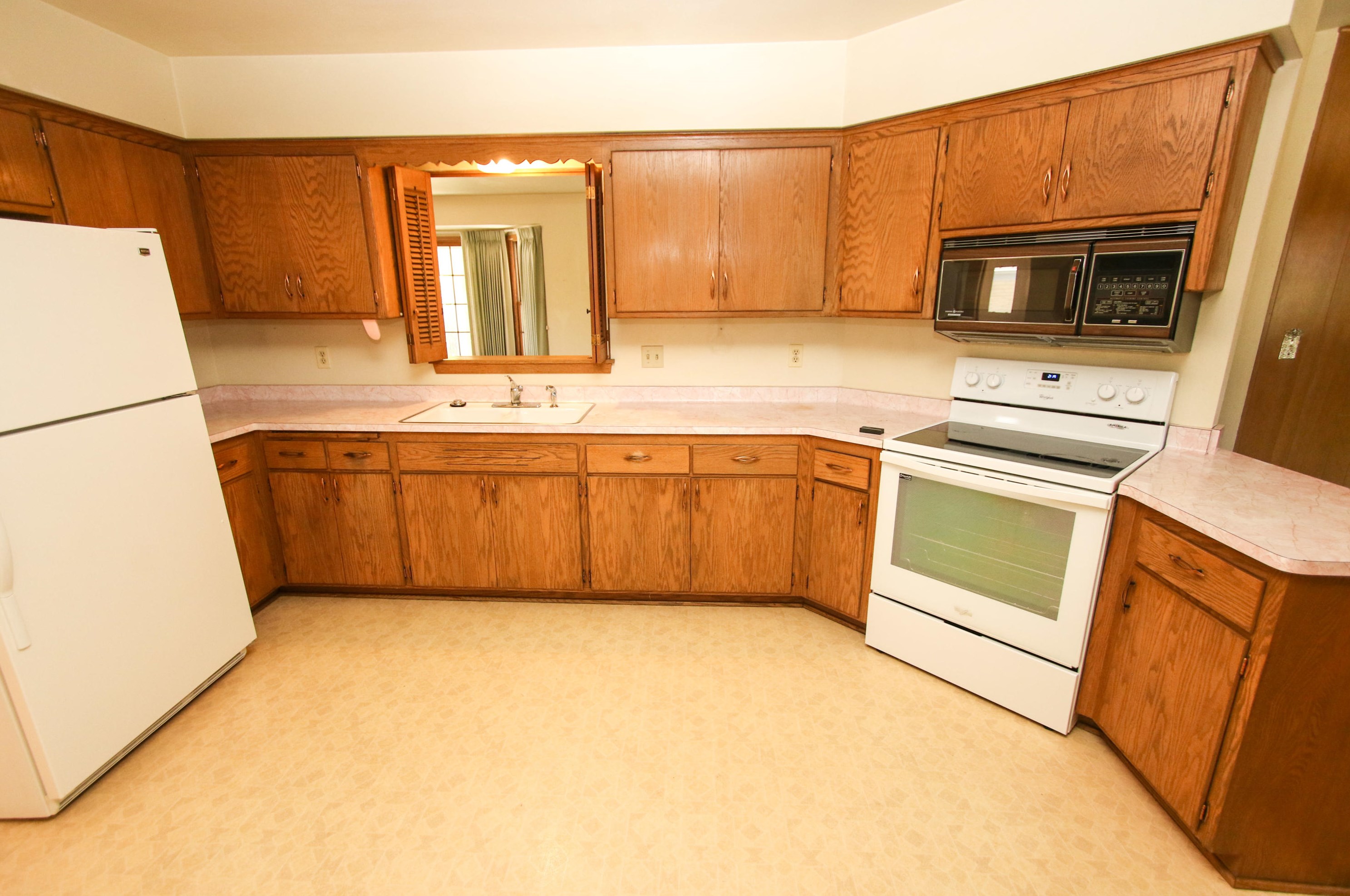 1812 Beech St, South Milwaukee, WI 53172