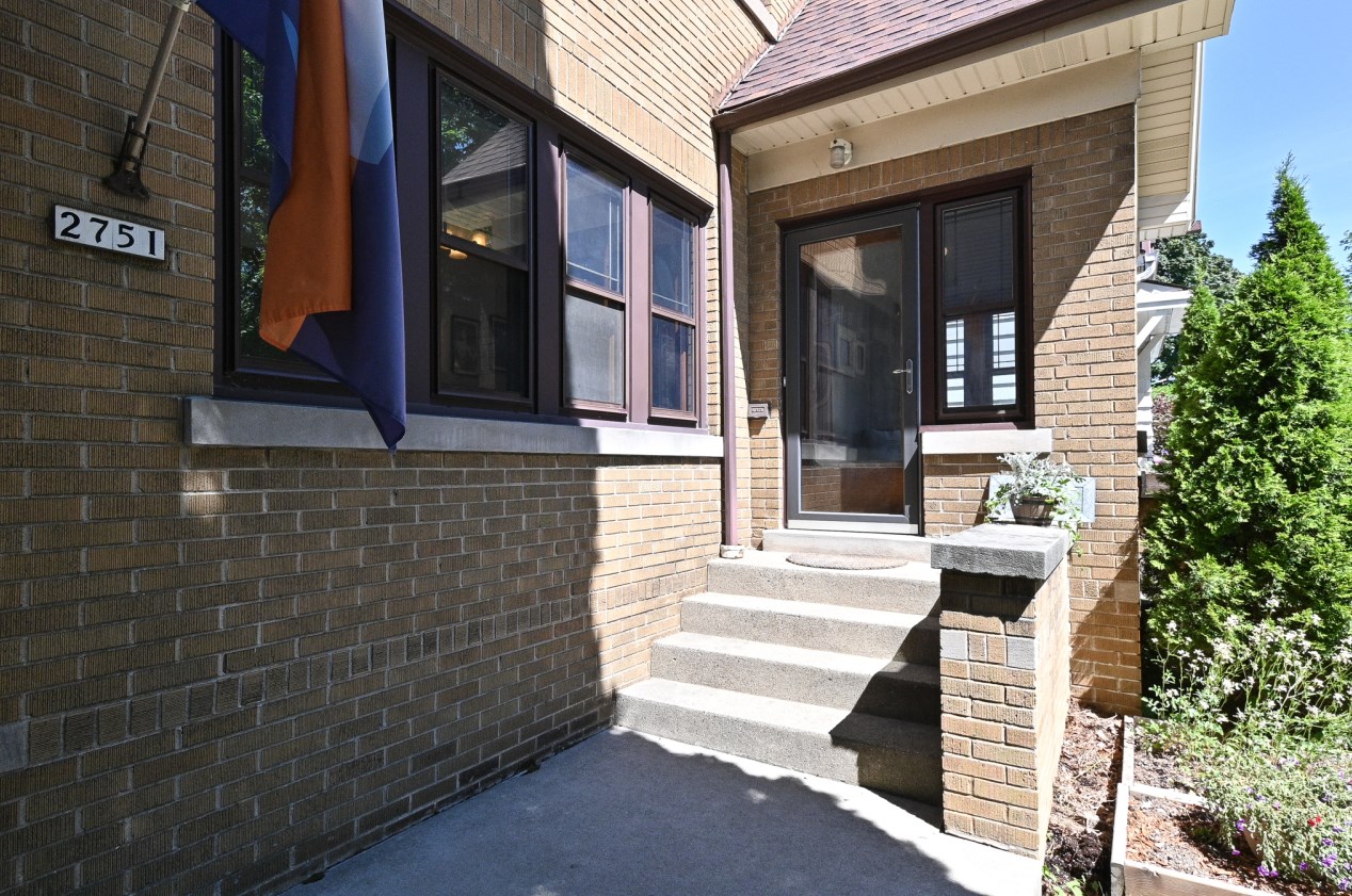 2751 S Herman St, Milwaukee, WI 53207