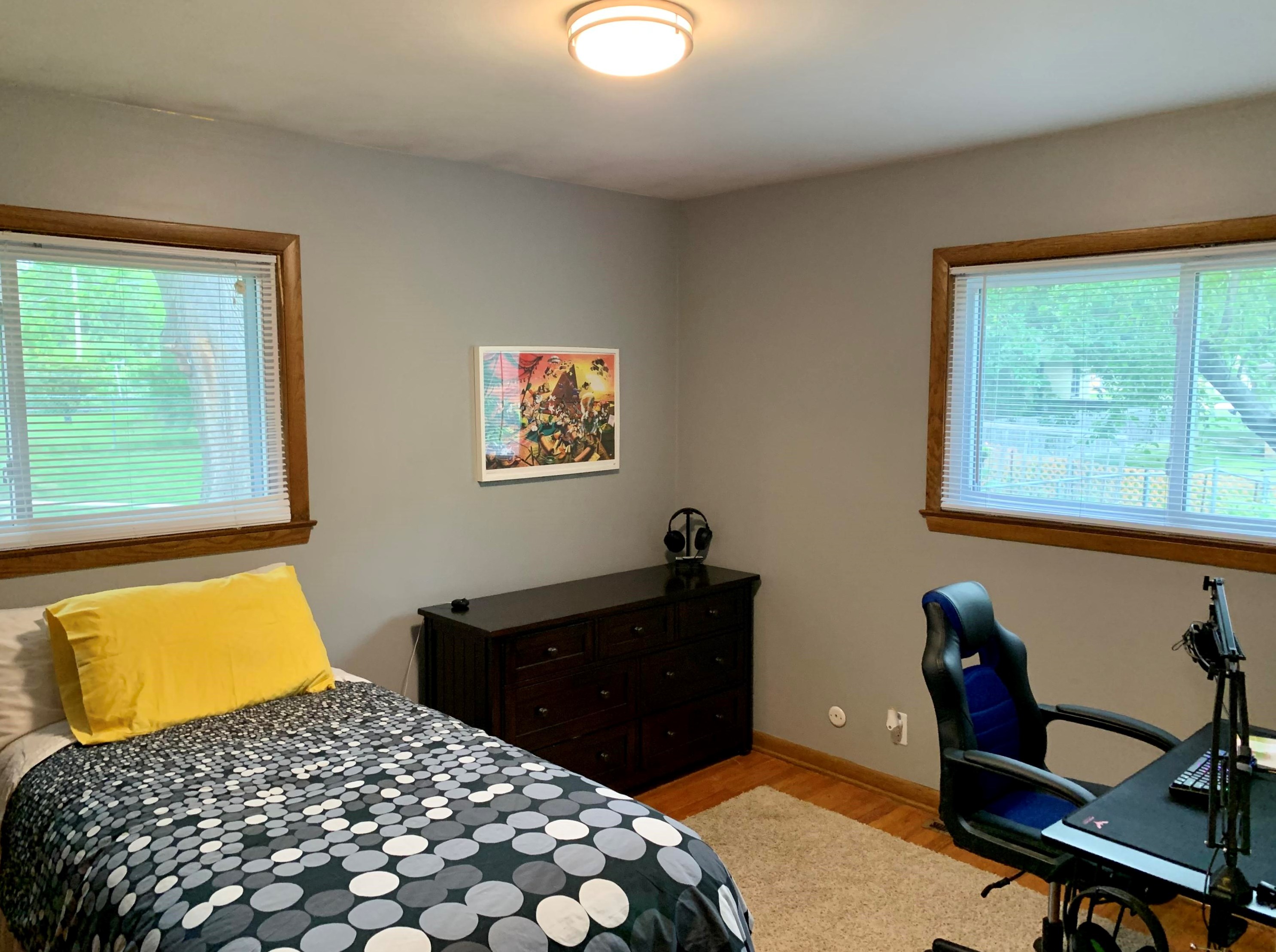 4122 96, Milwaukee WI 53222-1529 exterior