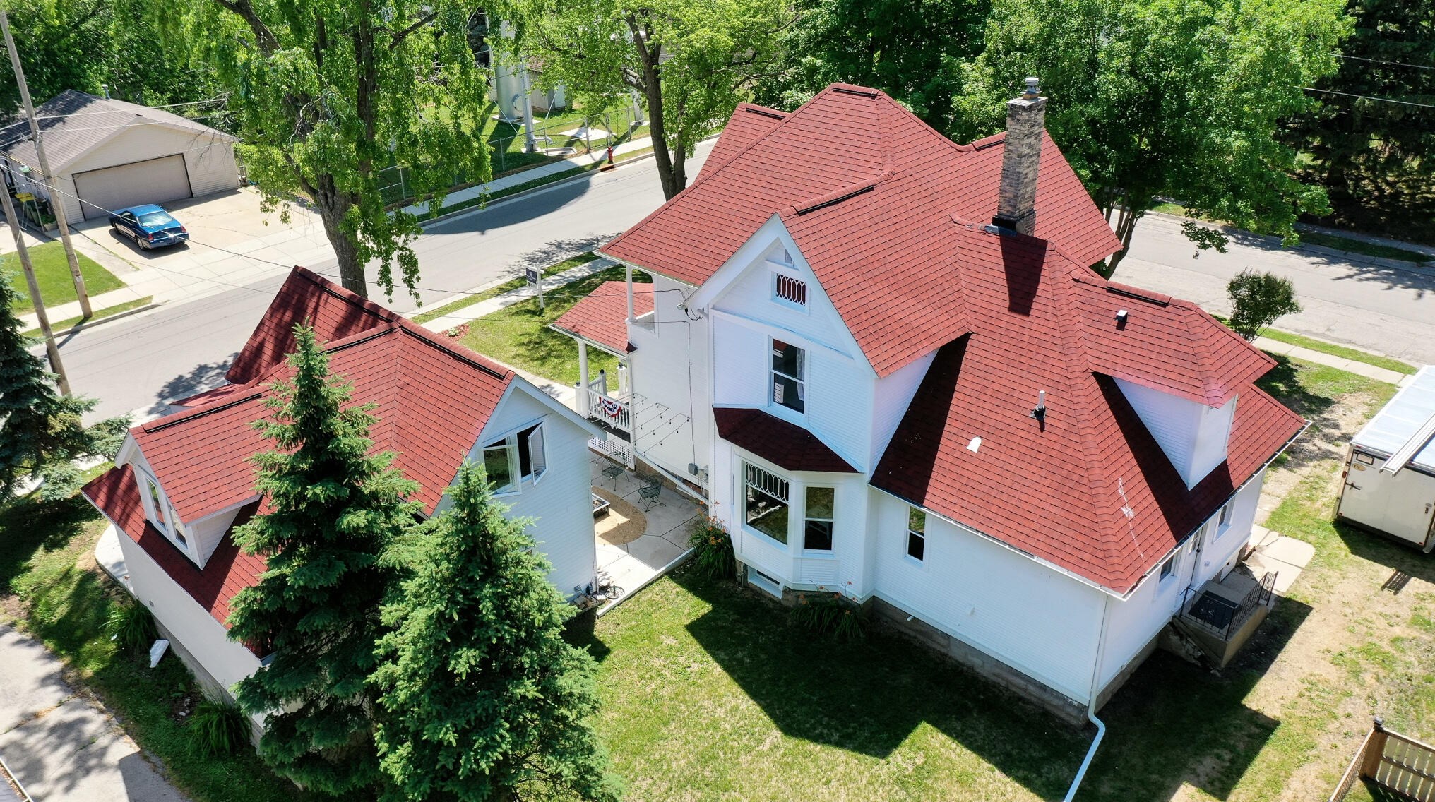 114 High St, Hartford, WI 53027-1118