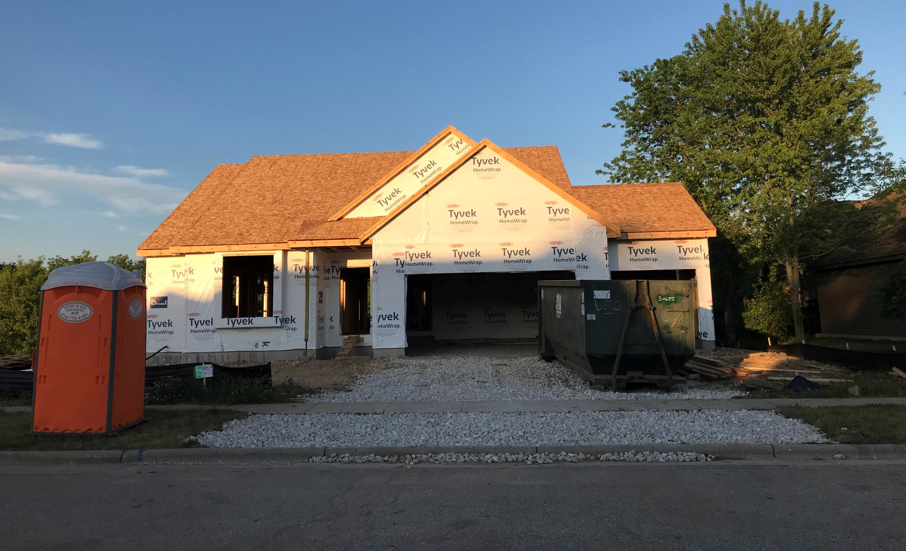 705 Bass Dr, Waterford, WI 53185