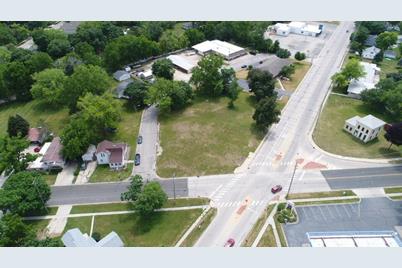503 S Janesville St, Whitewater, WI 53190 - Photo 1