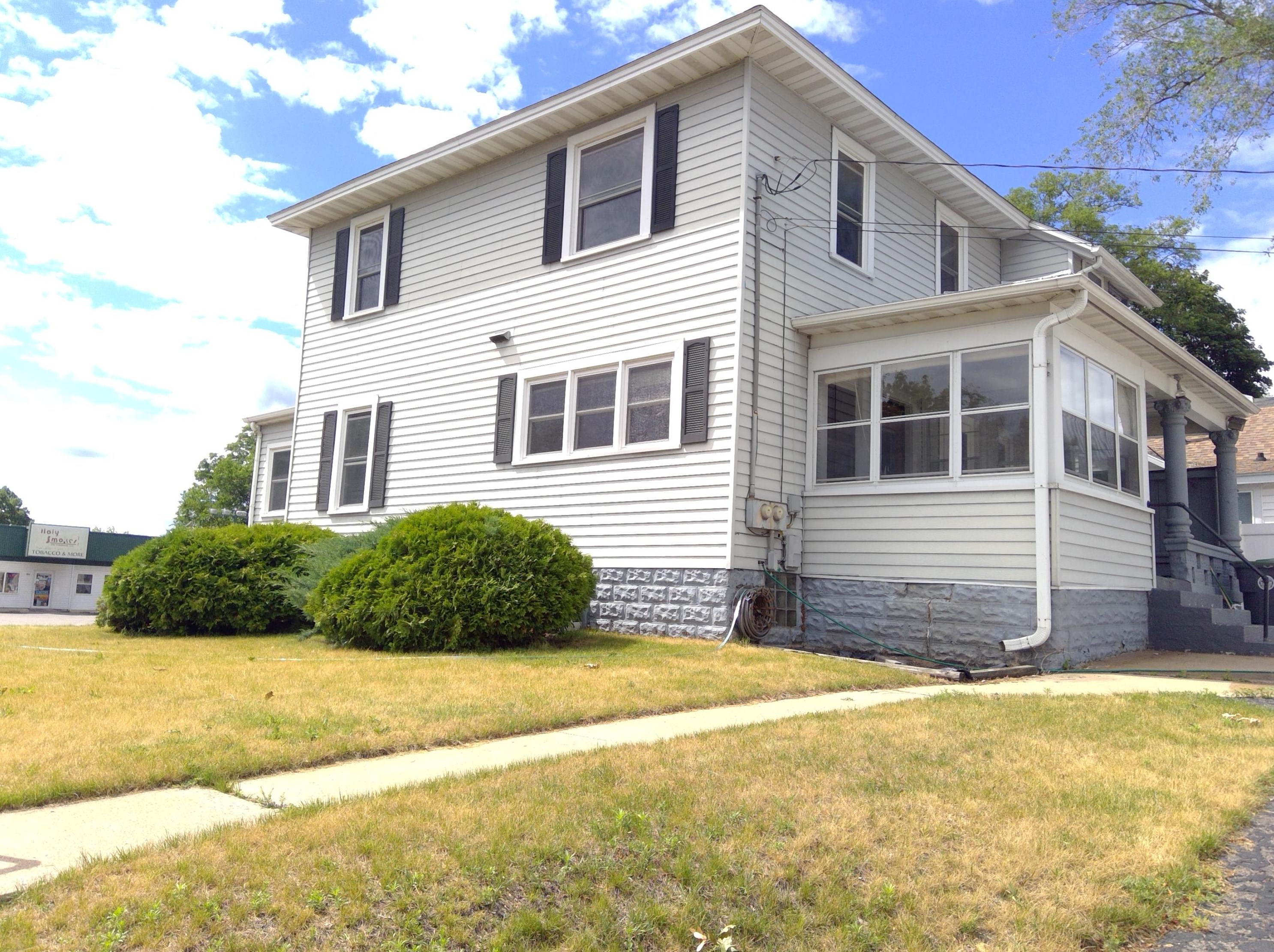 1104 Rose St, La Crosse, WI 54603