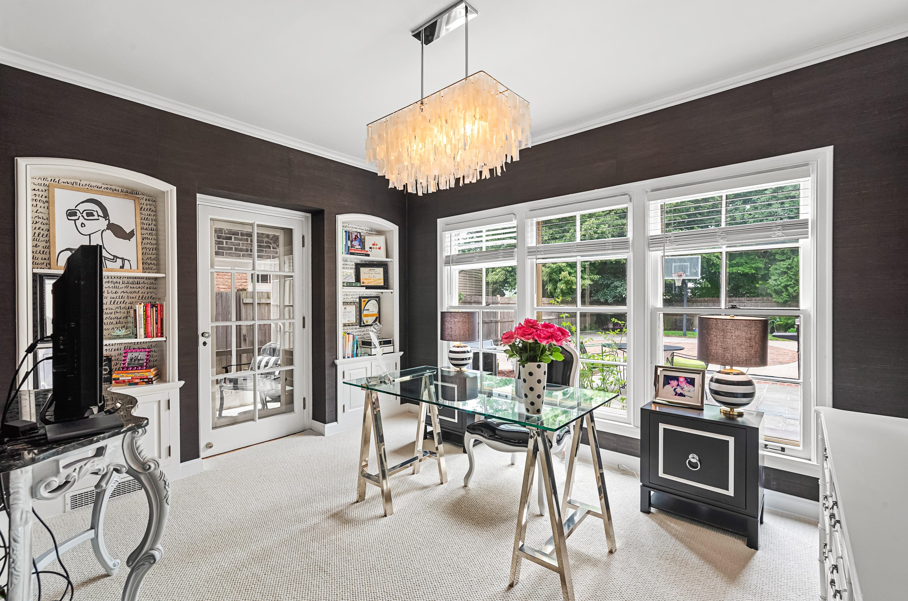 4749 Cramer St, Milwaukee WI 53211-1228 exterior