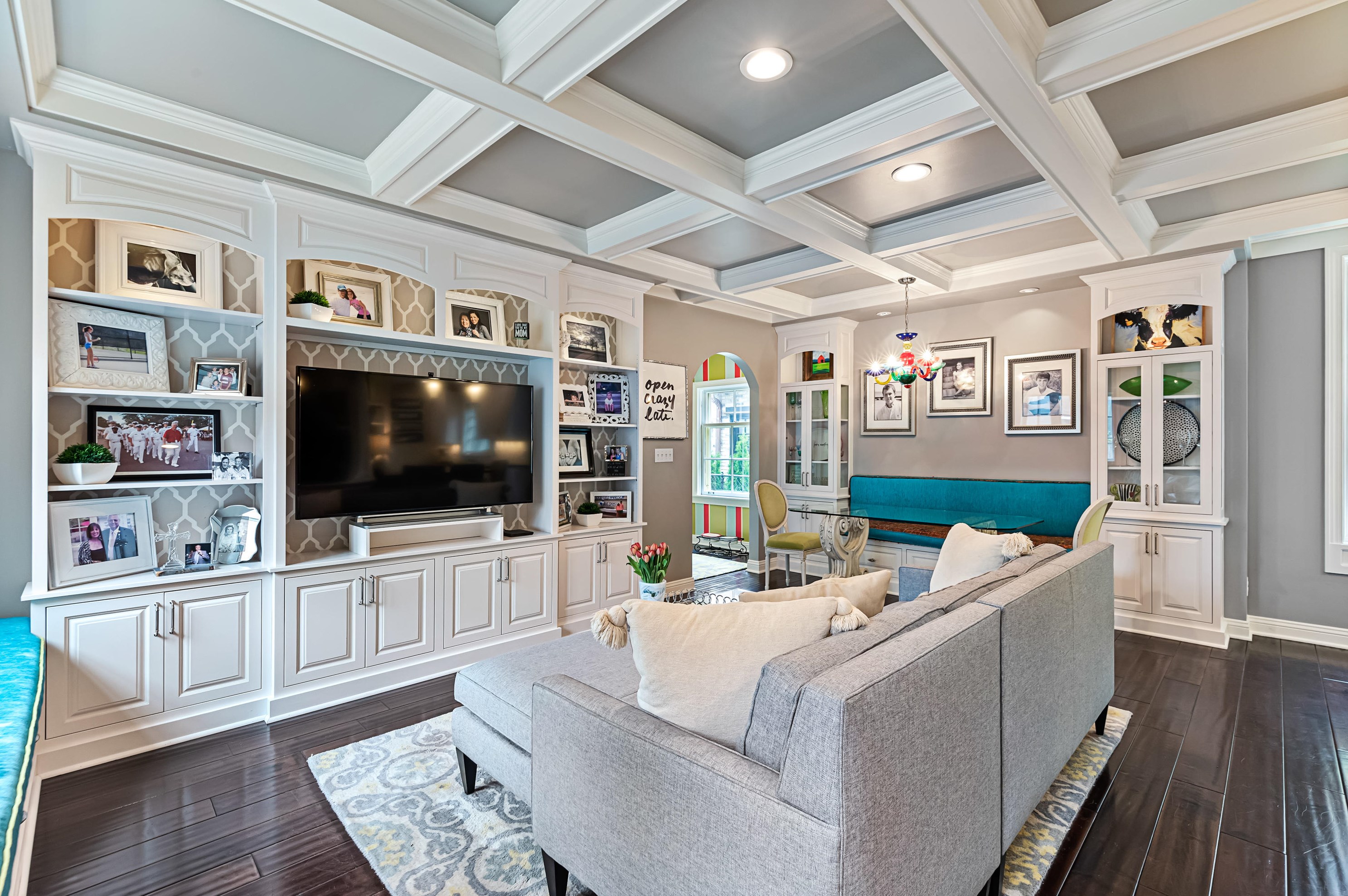 4749 Cramer St, Milwaukee WI 53211-1228 exterior