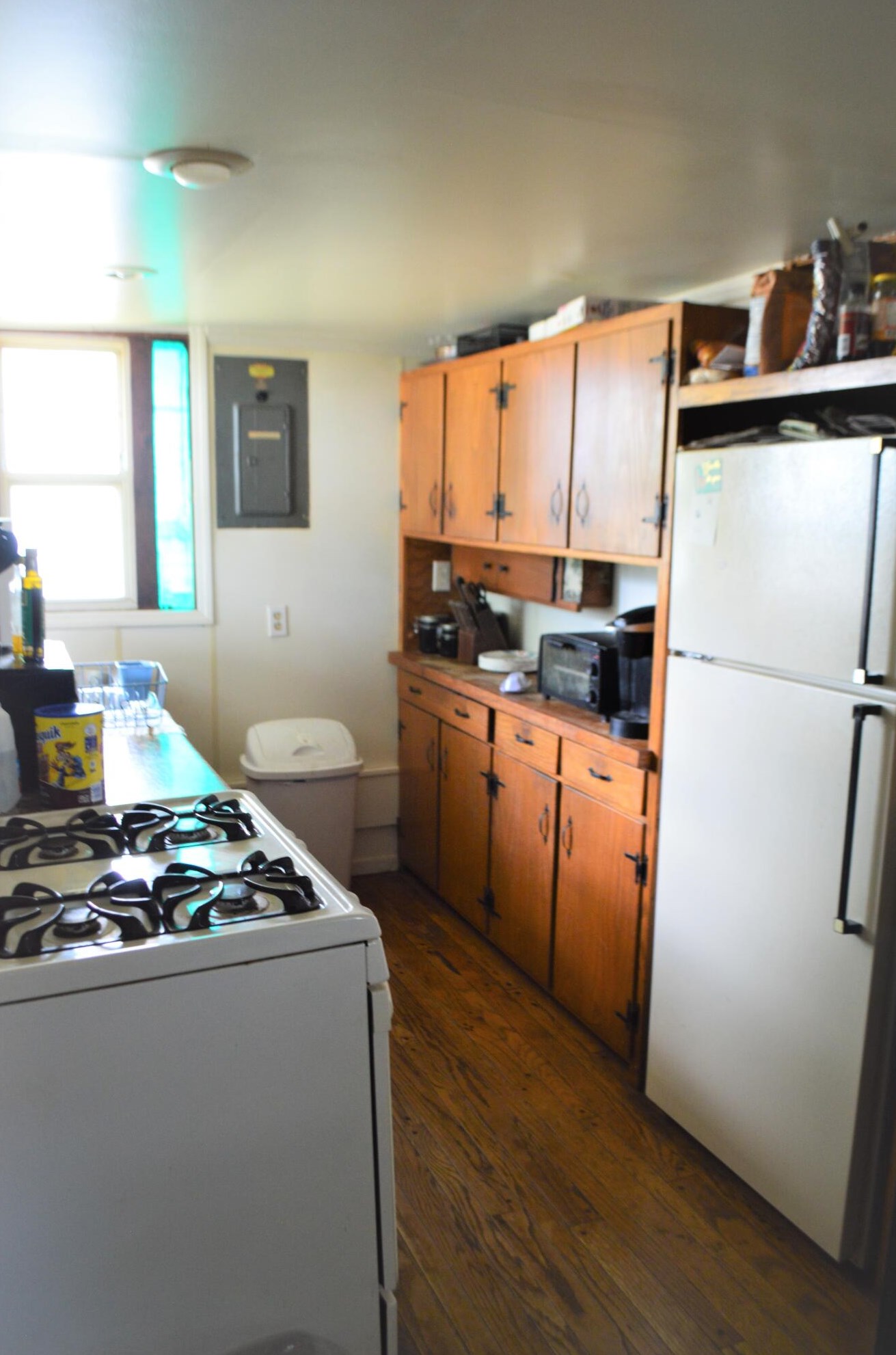 7426 Paul Bunyan Rd, Racine, WI 53402-1254