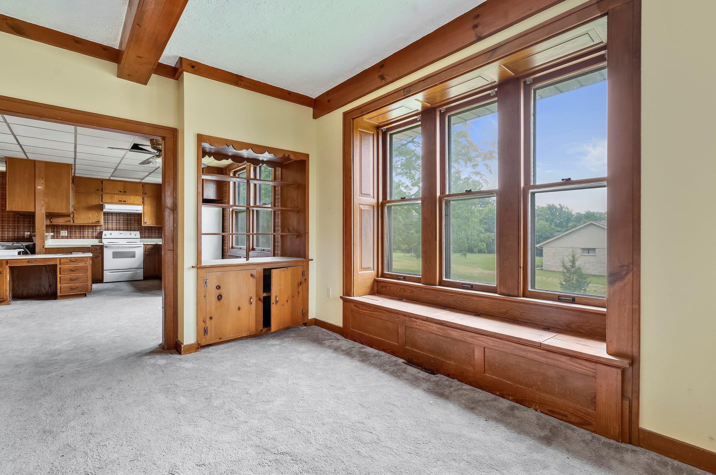 3840 Calhoun Rd, Brookfield WI  53005-2181 exterior