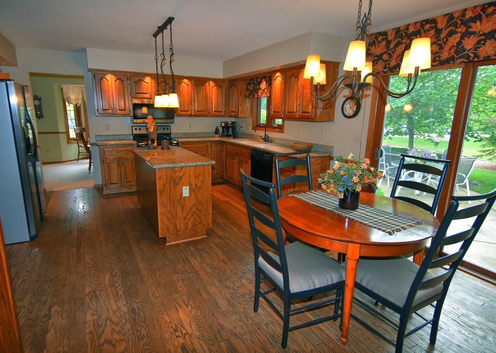 3840 S Pohl Dr, Waukesha, WI 53151