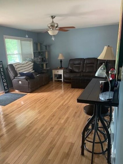 8504 16th Ave, Kenosha, WI 53143