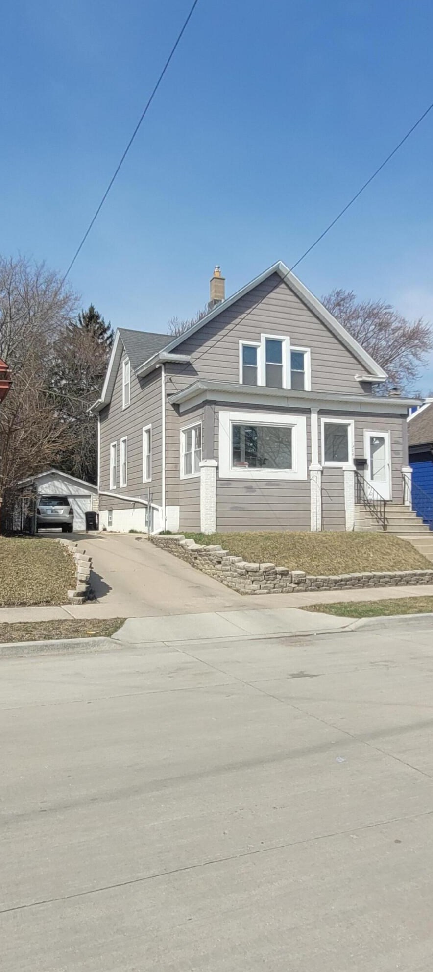 1708 Blake Ave, Racine, WI 53404-2316