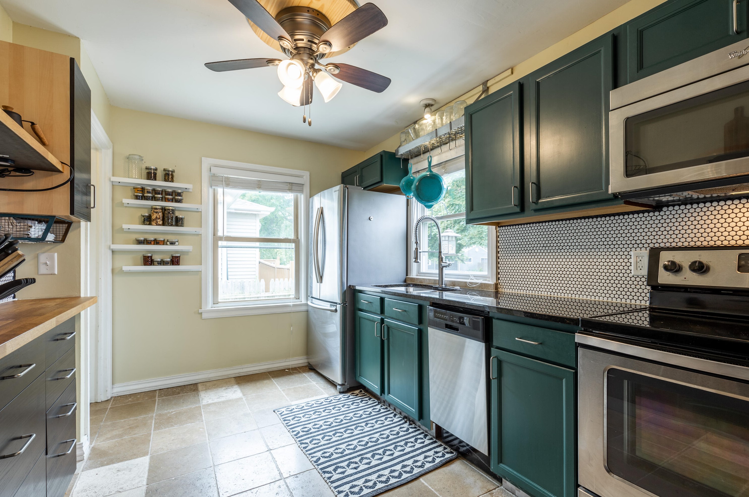 2805 Drexel Ave, Racine, WI 53403-2958