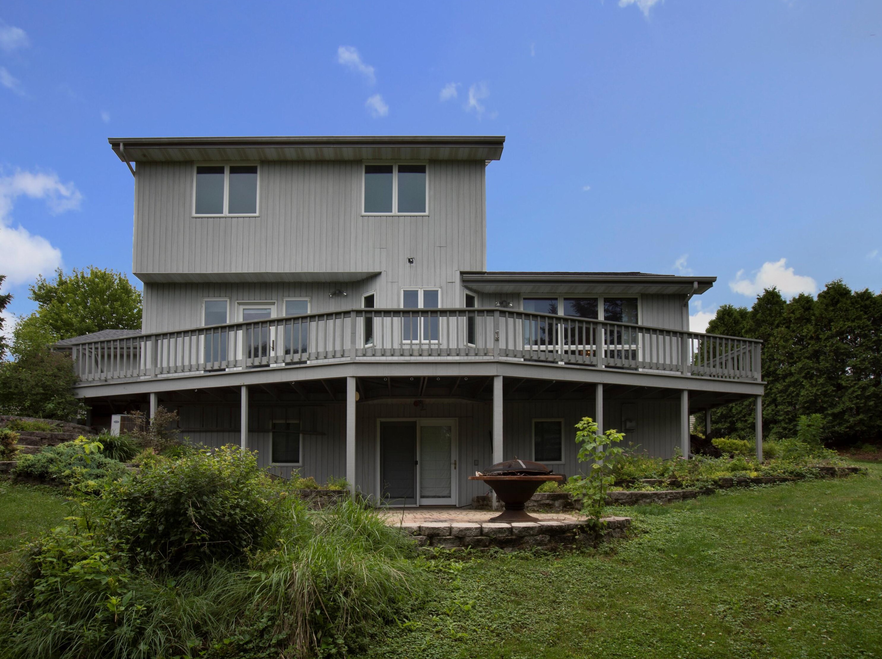 2522 Leon Ct, Sheboygan, WI 53081-5084