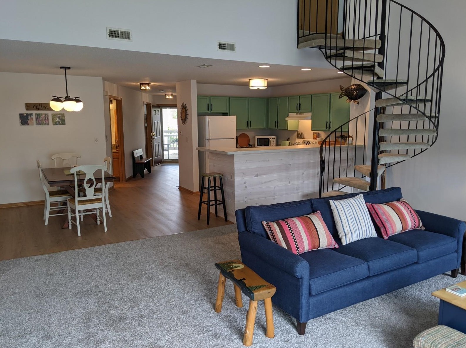 2145 Landings Ln, Delavan WI  53115-3992 exterior