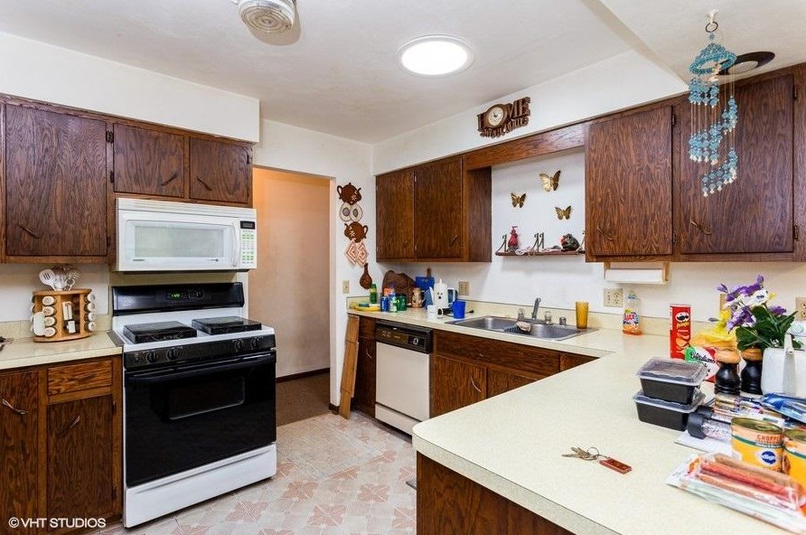 708 Stow St, Horicon, WI 53032-1727